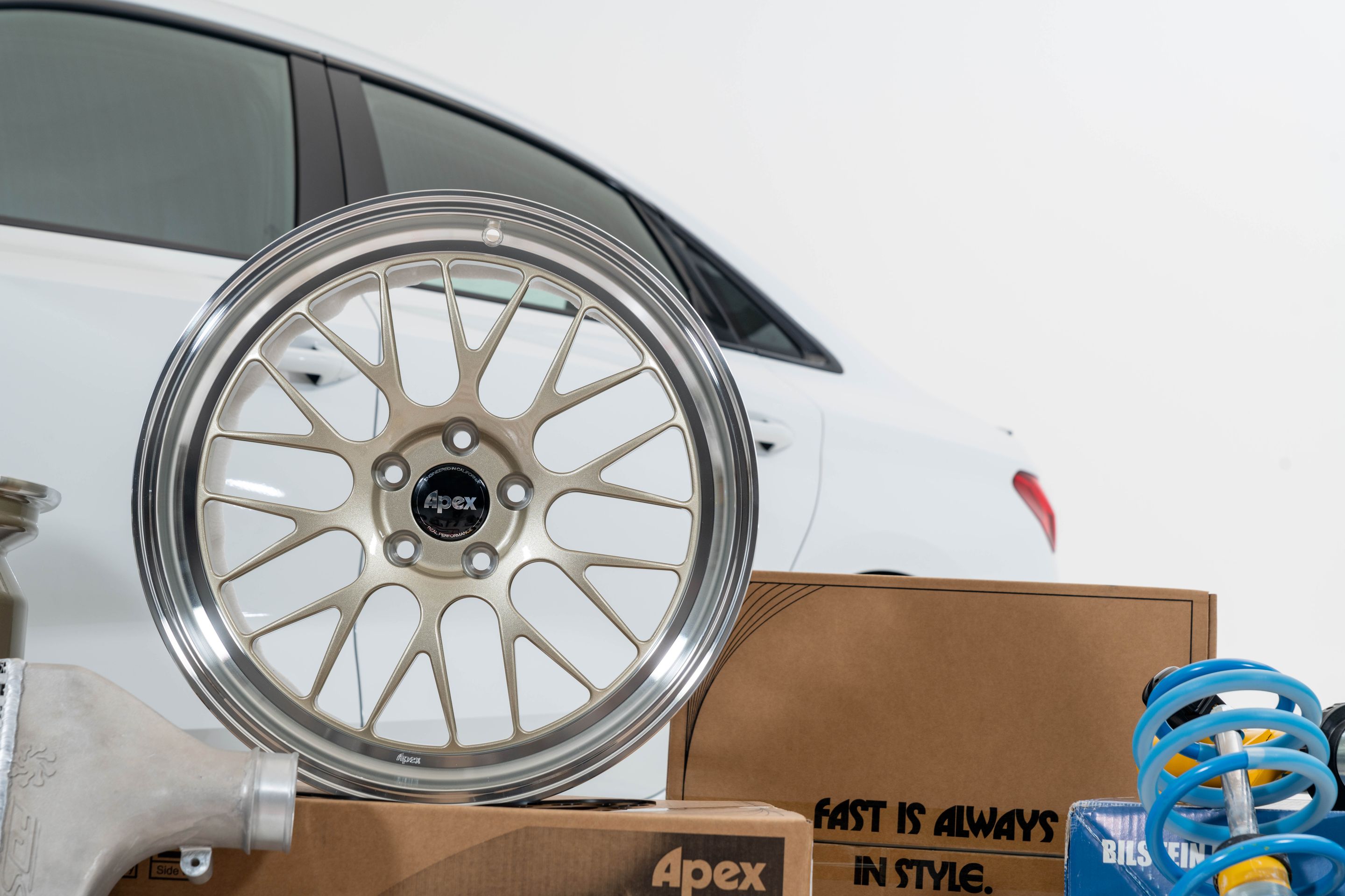 Race Livery Audi 8Y RS 3 with 19" ML-10RT Apex wheels in Machined Lip Gloss Motorsport Gold