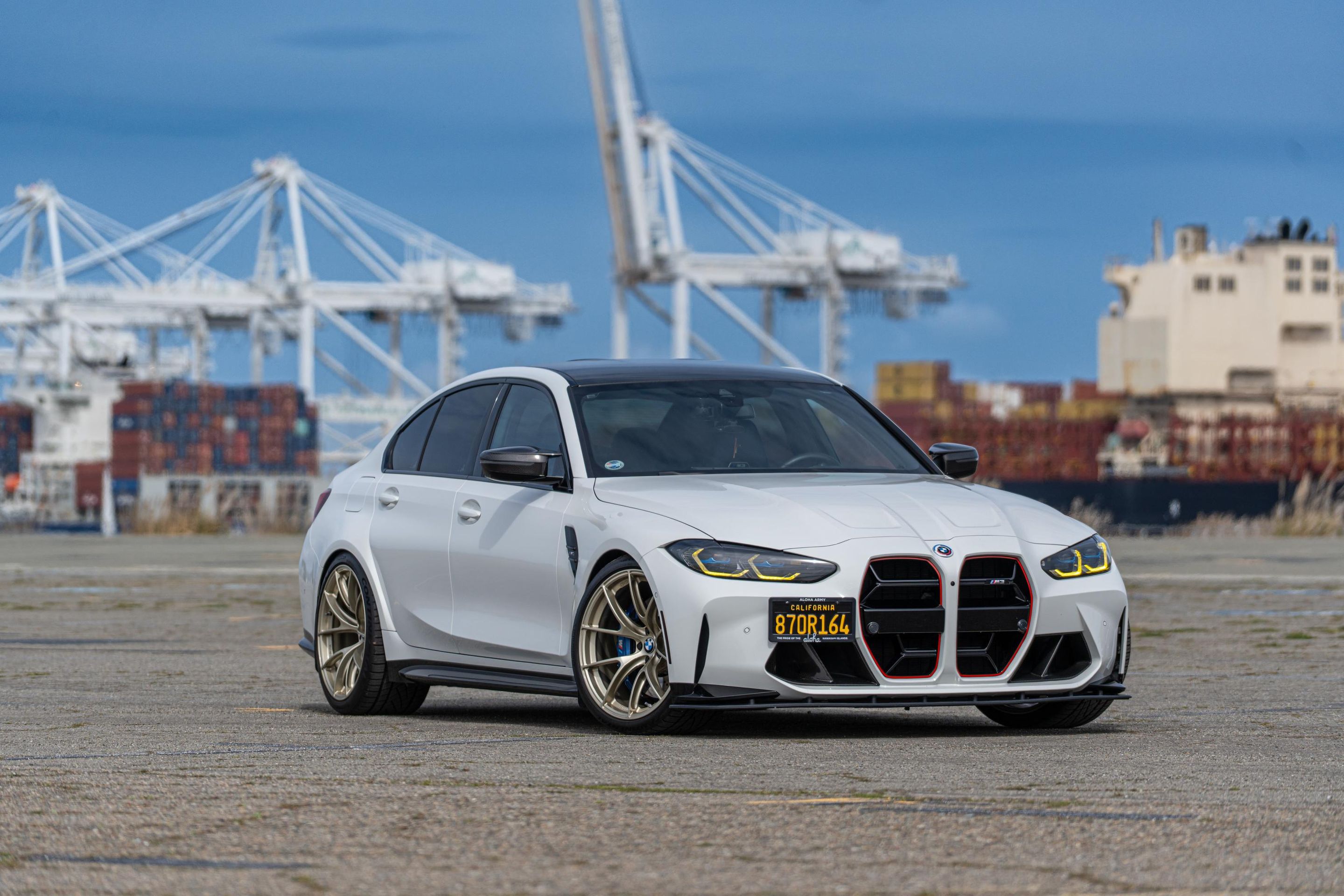 White BMW G80 M3 with 20" VS-5RS Apex wheels in Motorsport Gold