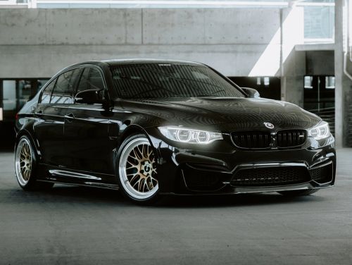 Black BMW M3 - ML-10RT in Machined Lip Gloss Motorsport Gold