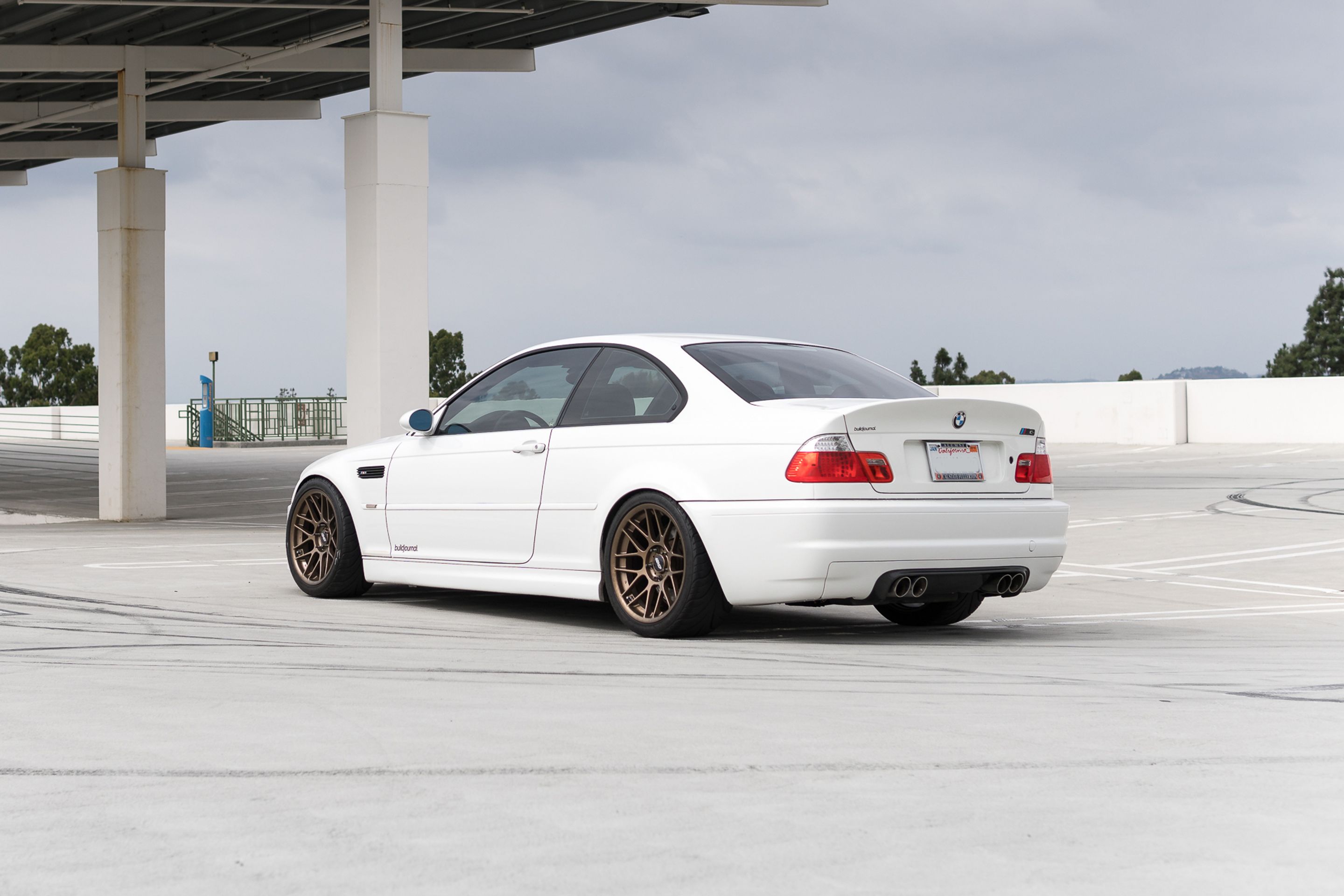 White BMW E46 M3 with 18" ARC-8 Apex wheels in Satin Bronze