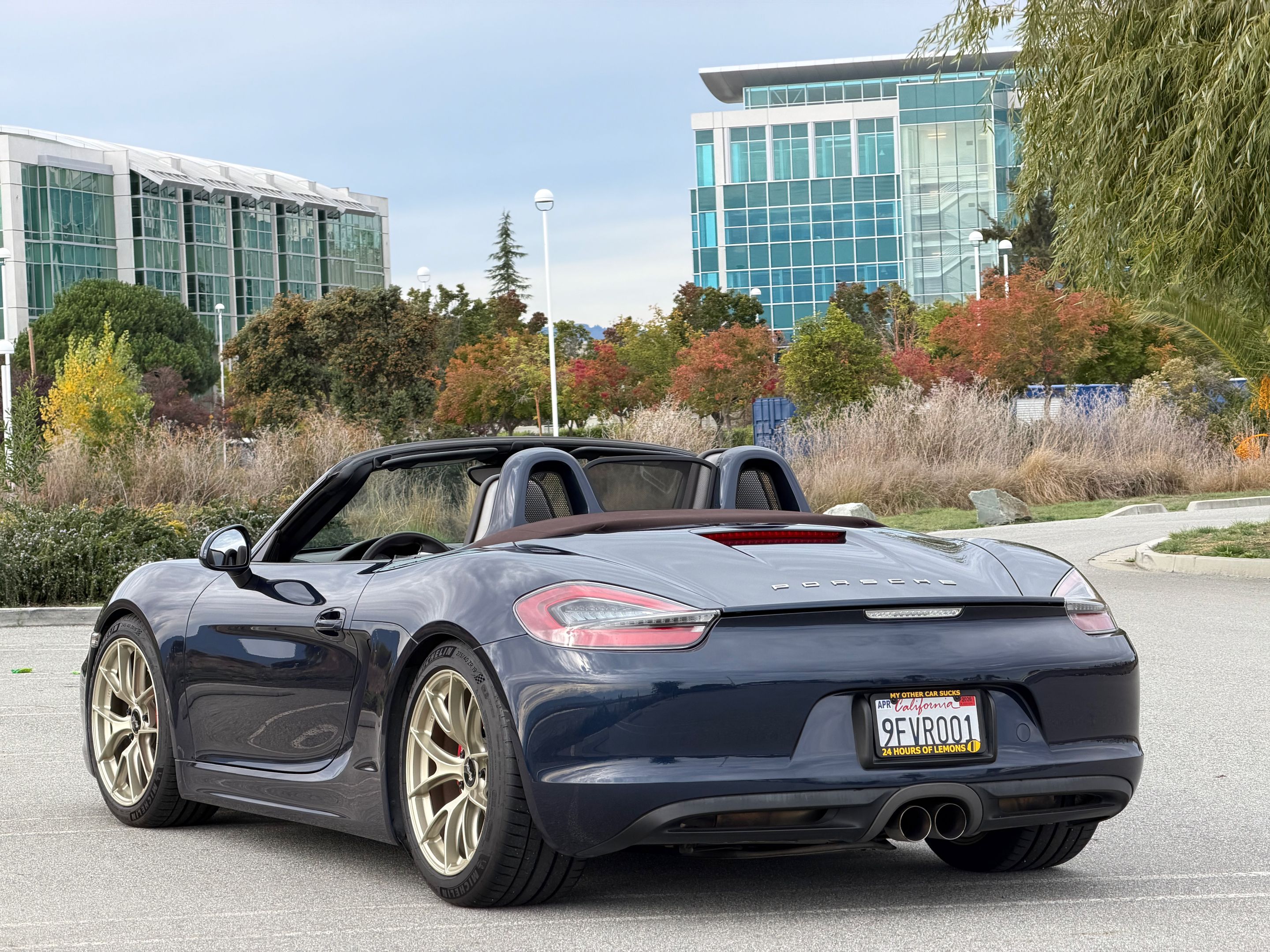 Blue Porsche 981 Boxster S with 19" VS-5RS Apex wheels in Motorsport Gold