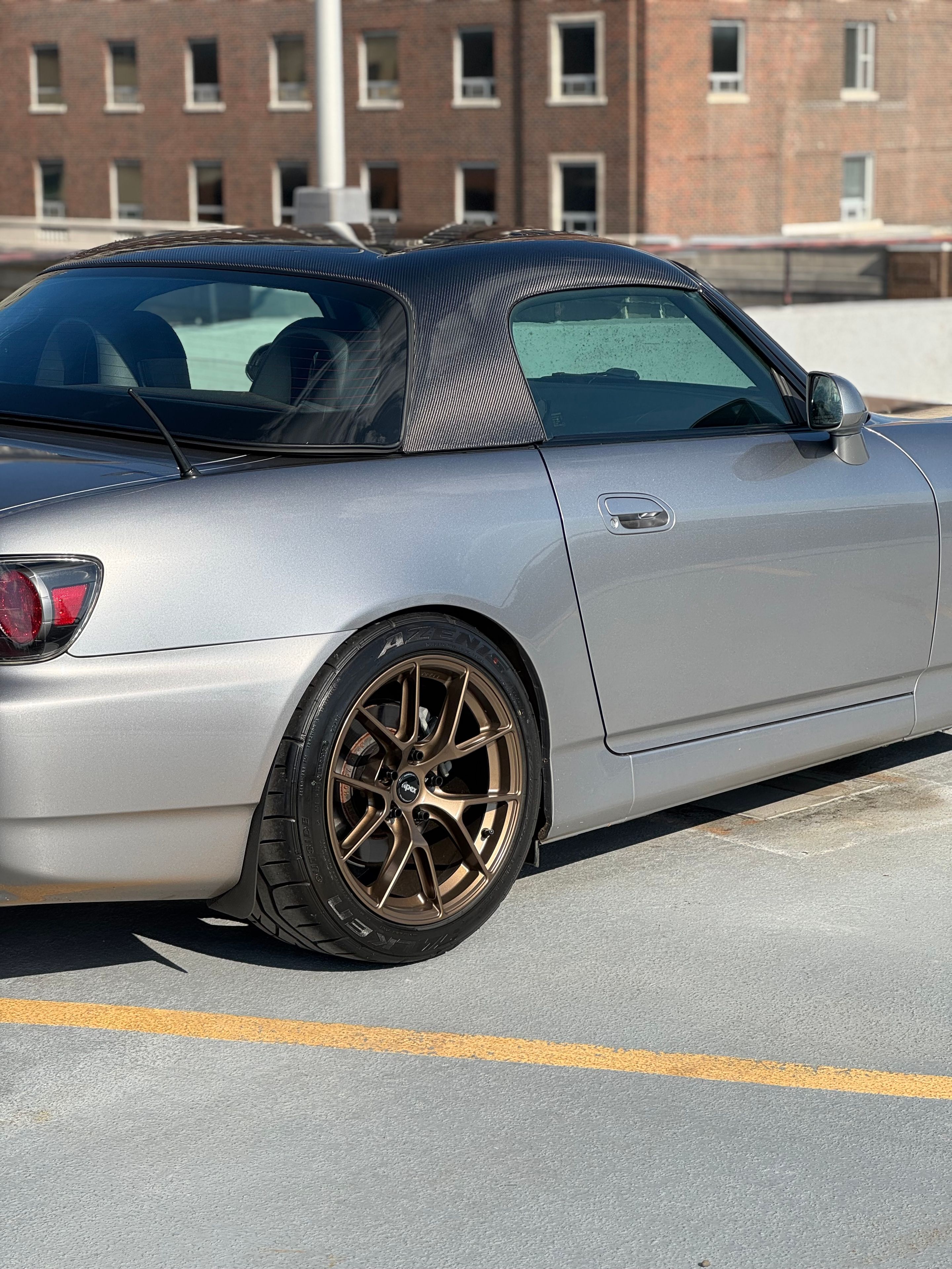 Silver Honda S2000 with 17" VS-5 Apex wheels in Satin Bronze