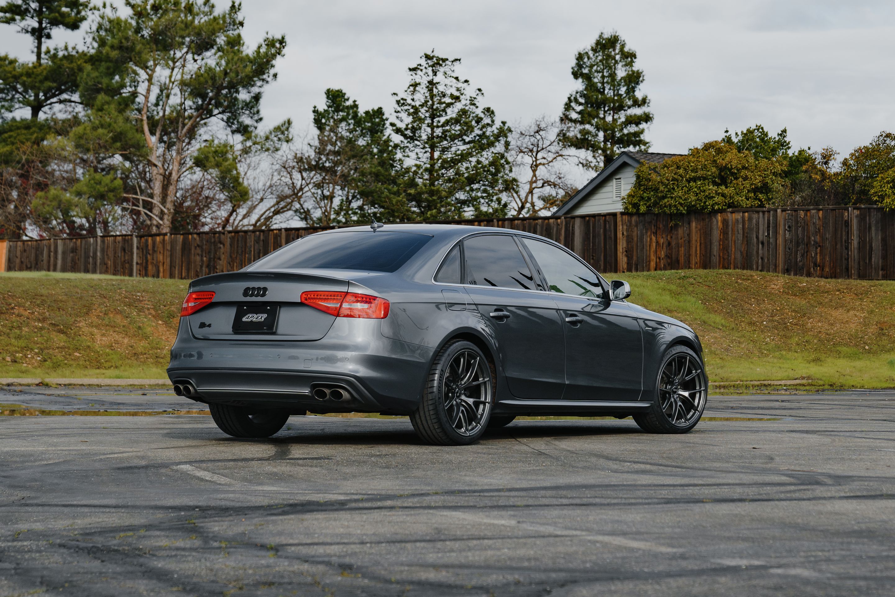 Grey Audi B8 S4 with 19" VS-5RS Apex wheels in Anthracite