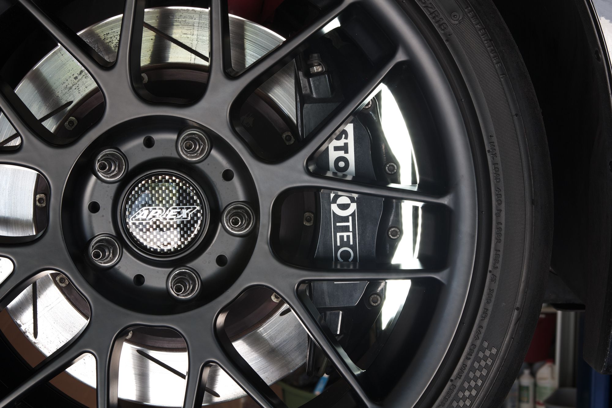 Black BMW E82 Coupe 1 Series with 18" ARC-8 Apex wheels in Satin Black