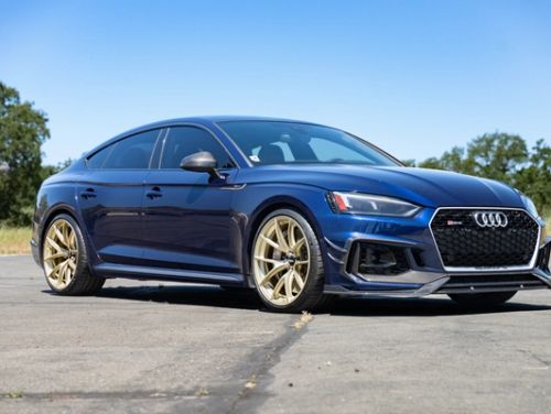 Blue Audi RS 5 - VS-5RS in Motorsport Gold