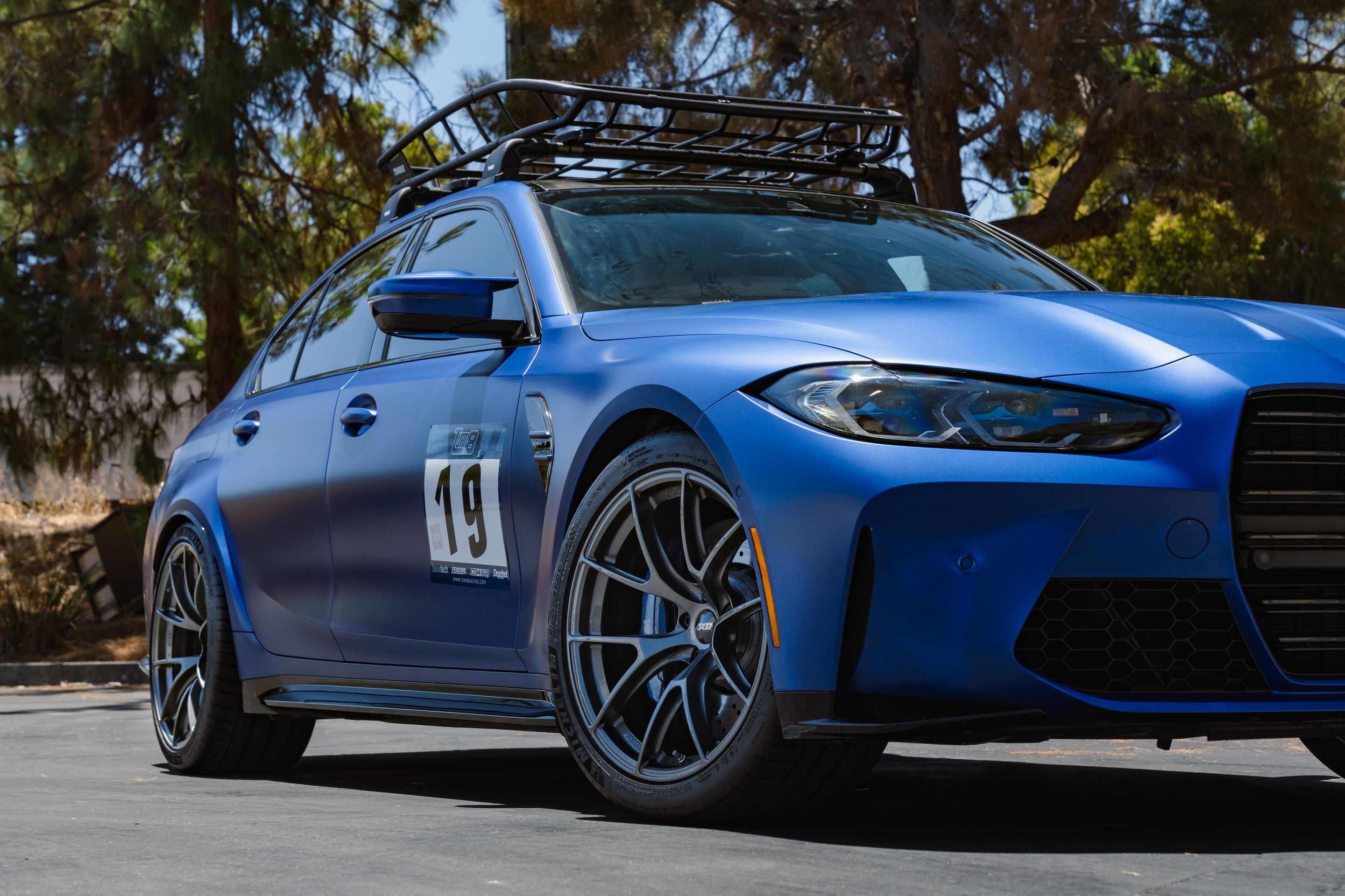 Blue BMW G80 M3 with 19"/20" VS-5RS Apex wheels in Anthracite
