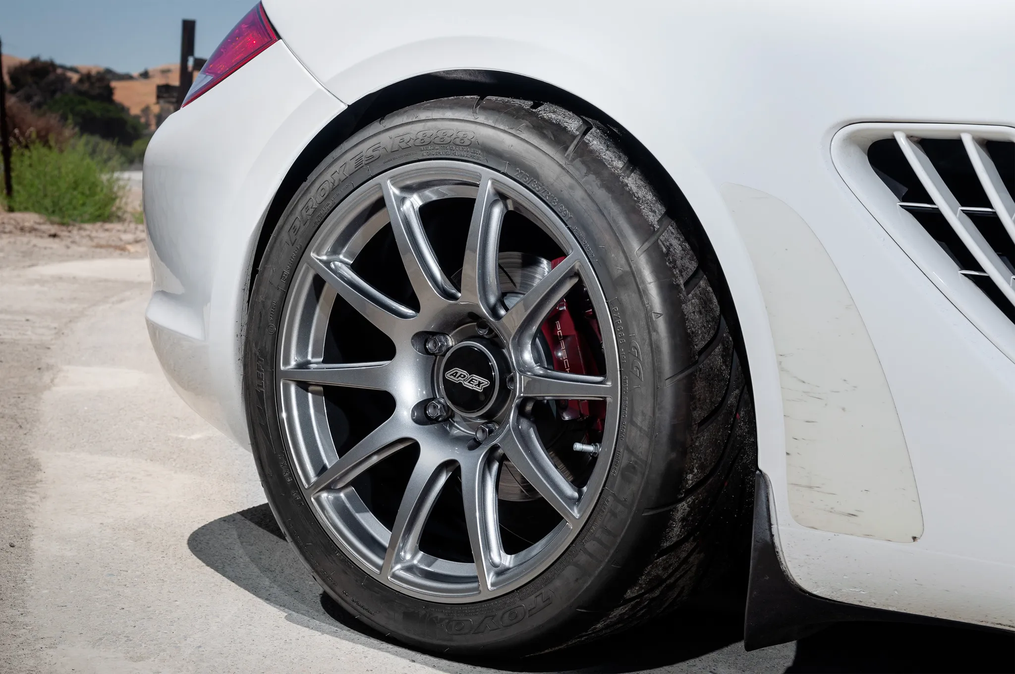Porsche 987.2 Cayman S Test Fitment
