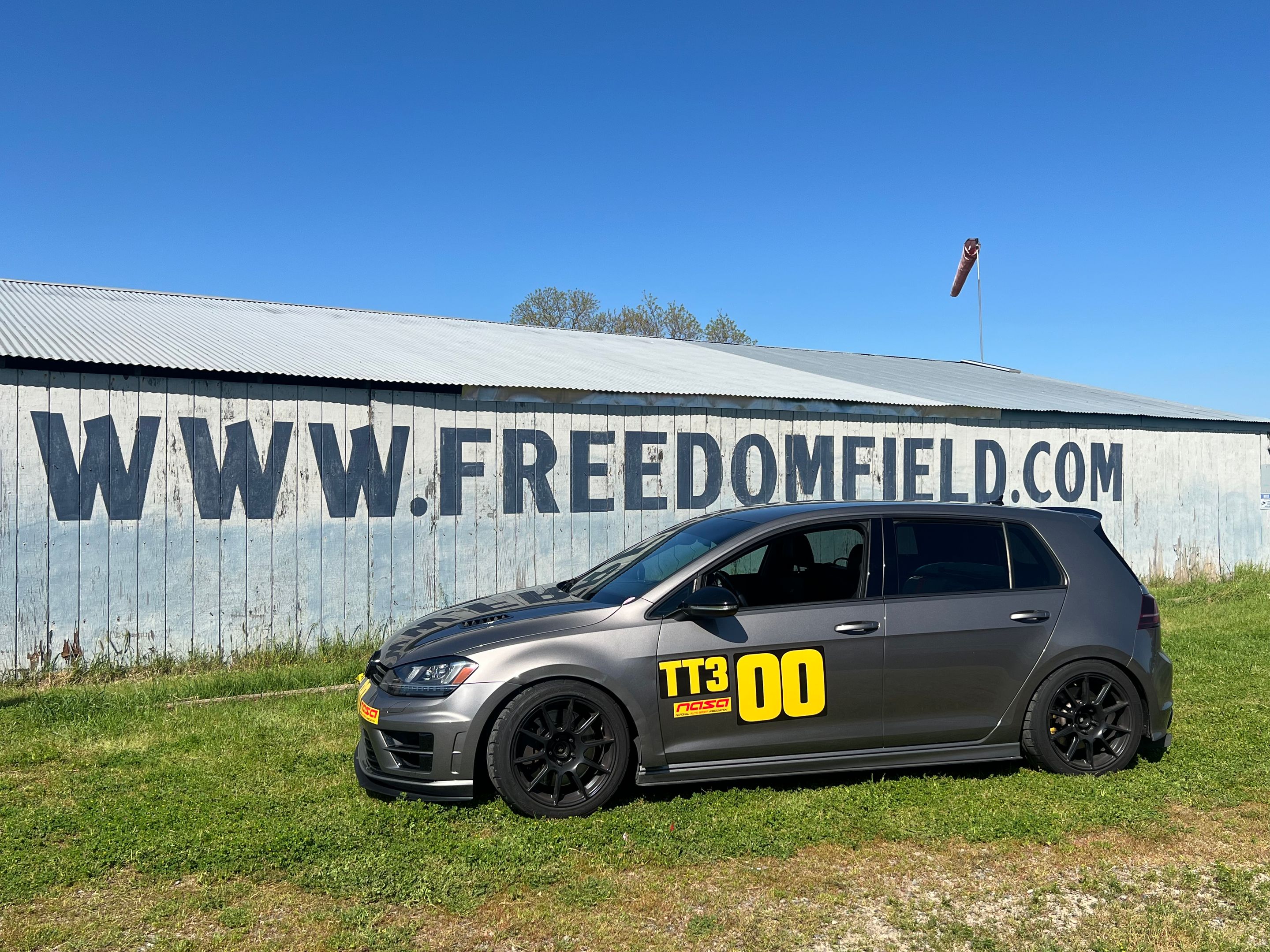Grey VW MK7 Golf R with 17" SM-10 Apex wheels in Satin Black