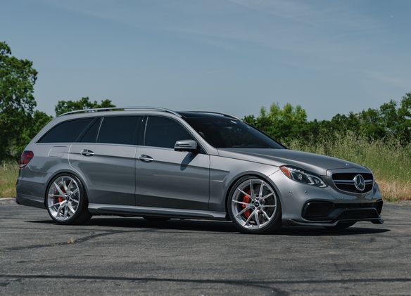Mercedes-Benz BR212 E-Class AMG with 20" VS-5RS in Brushed Clear