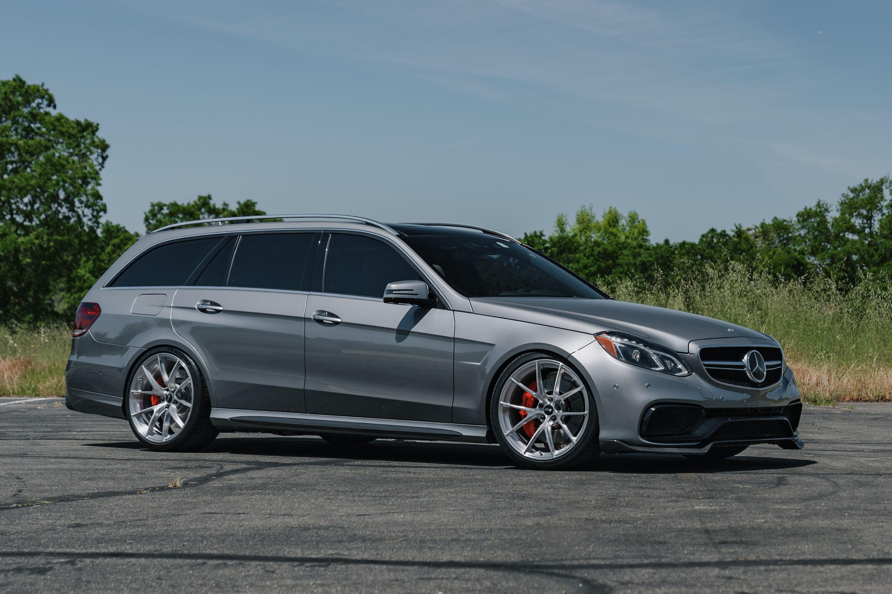 Grey Mercedes-Benz BR212 E-Class AMG with 20" VS-5RS Apex wheels in Brushed Clear