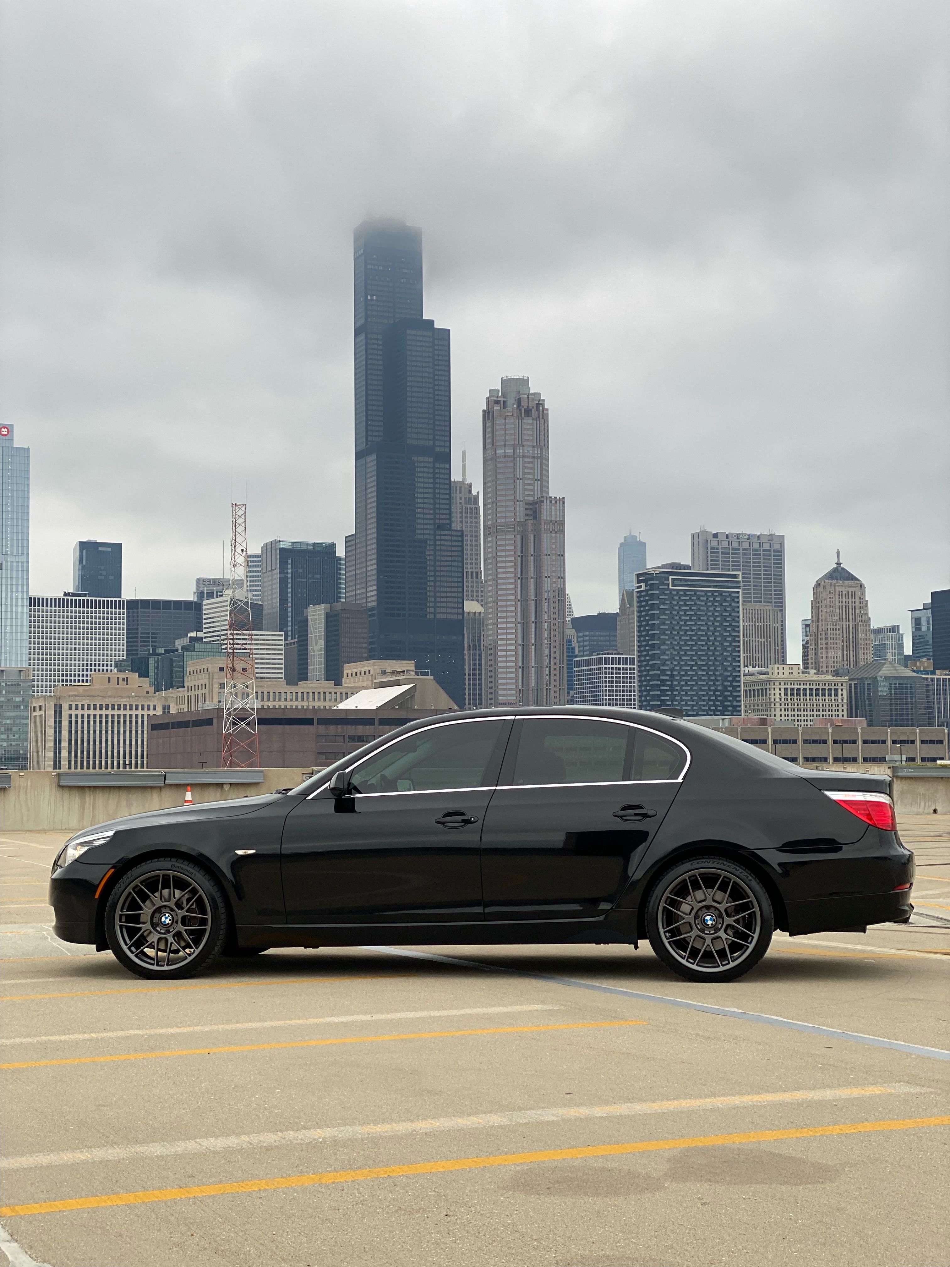 BMW E60 Sedan 5 Series with 19