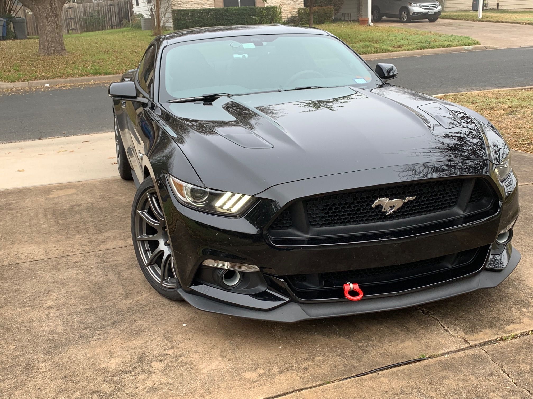 Black Ford S550 Mustang GT with 19" SM-10 Apex wheels in Anthracite