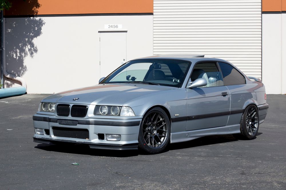 Silver BMW E36 M3 with 17" ARC-8 Apex wheels in Anthracite
