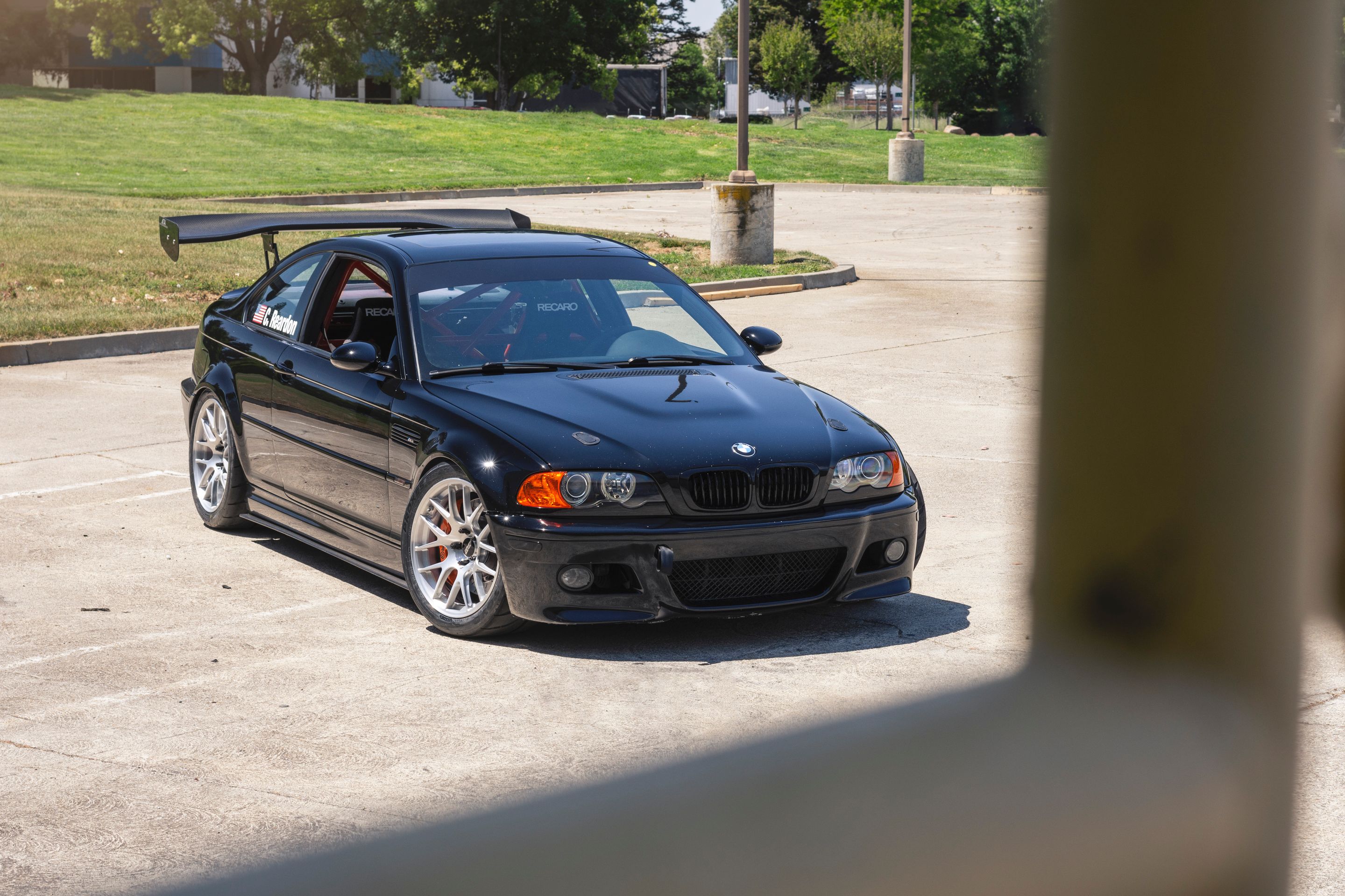 Black BMW E46 M3 with 18" EC-7R Apex wheels in Brushed Clear