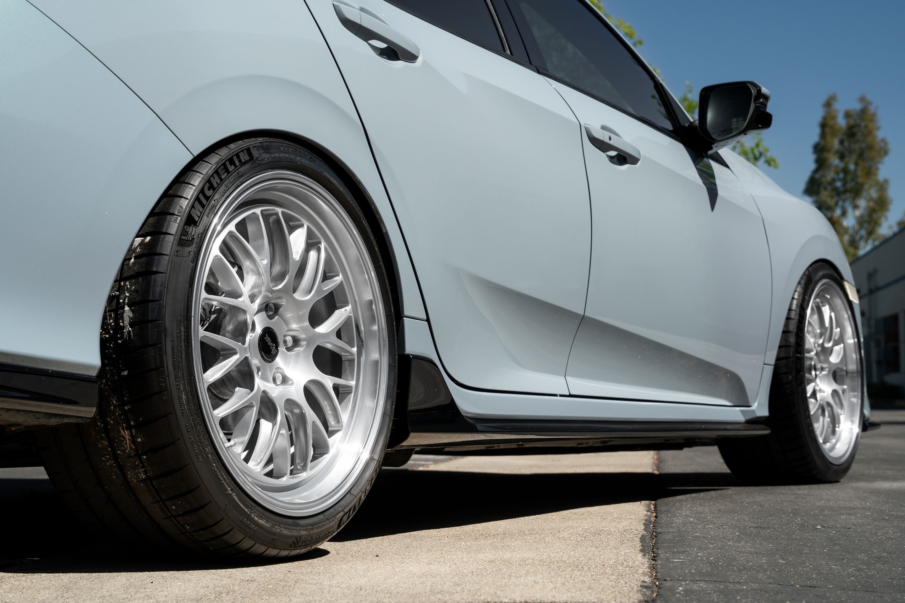 Grey Honda 10th Gen Civic with 19" ML-10RT Apex wheels in Machined Lip Brushed Clear