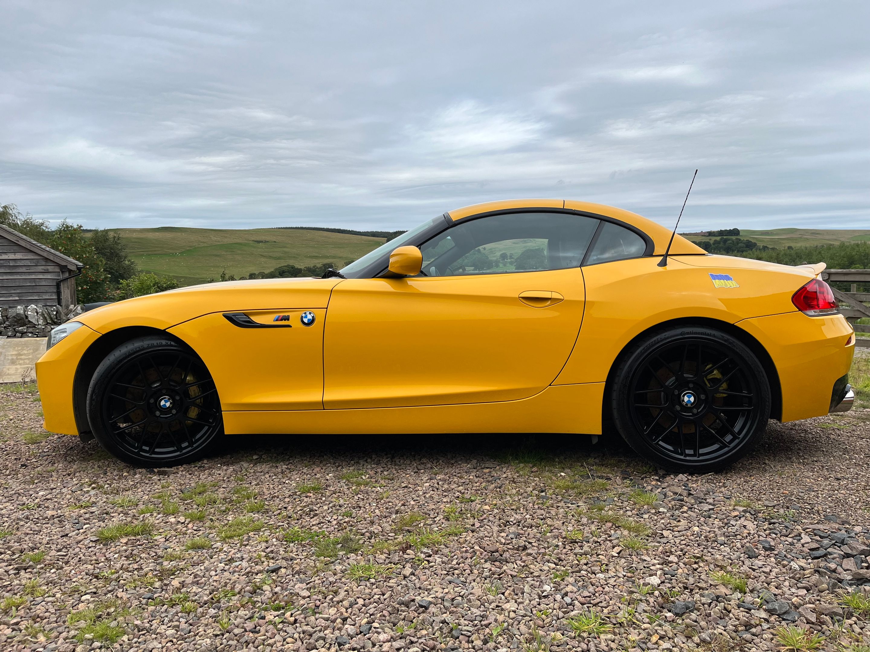 Yellow BMW E89 Z4 with 19" ARC-8 Apex wheels in Anthracite