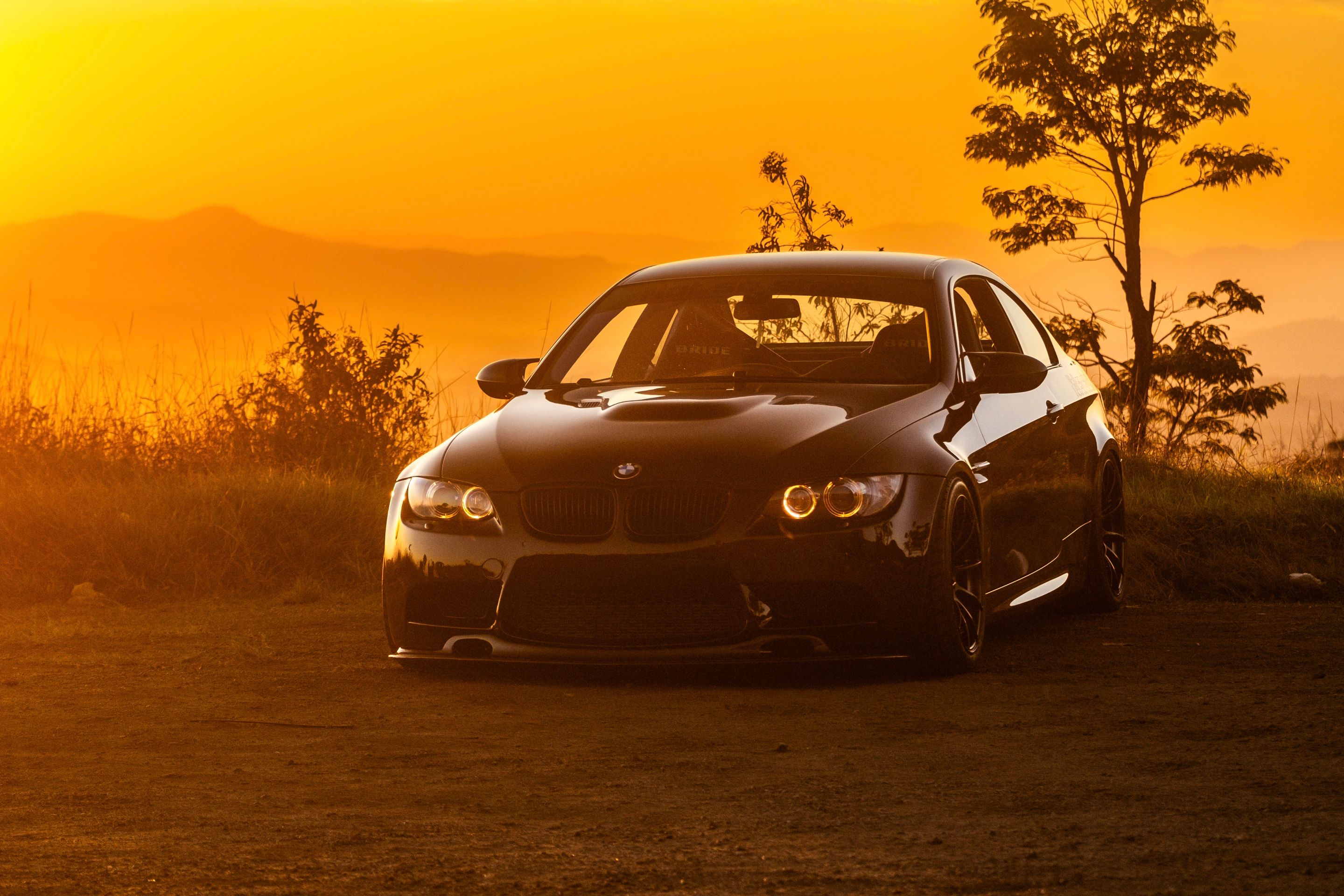Blue BMW E92 Coupe M3 with 18" SM-10RS Apex wheels in Satin Black