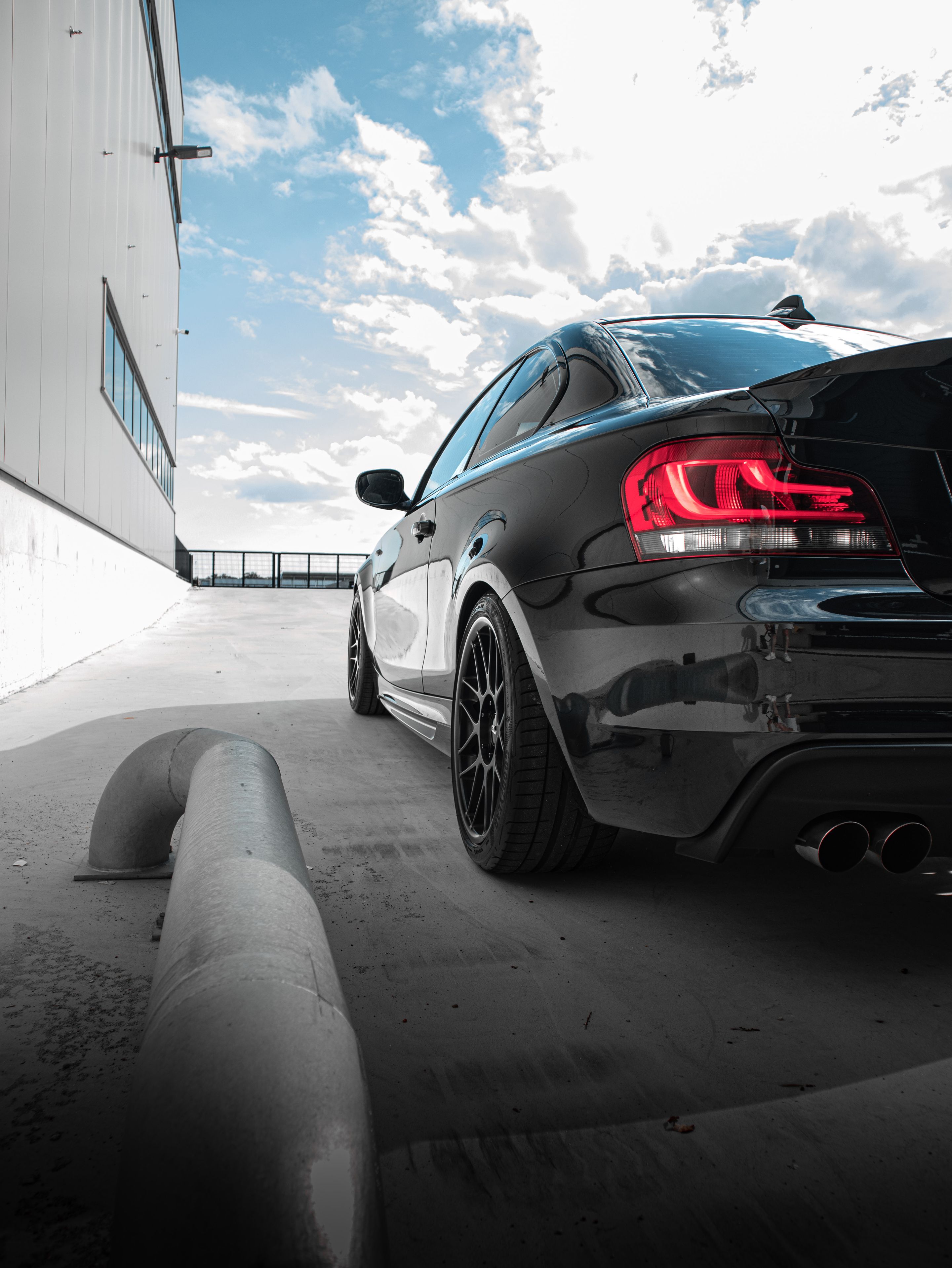 Black BMW E82 Coupe 1 Series with 18" ARC-8 Apex wheels in Satin Black