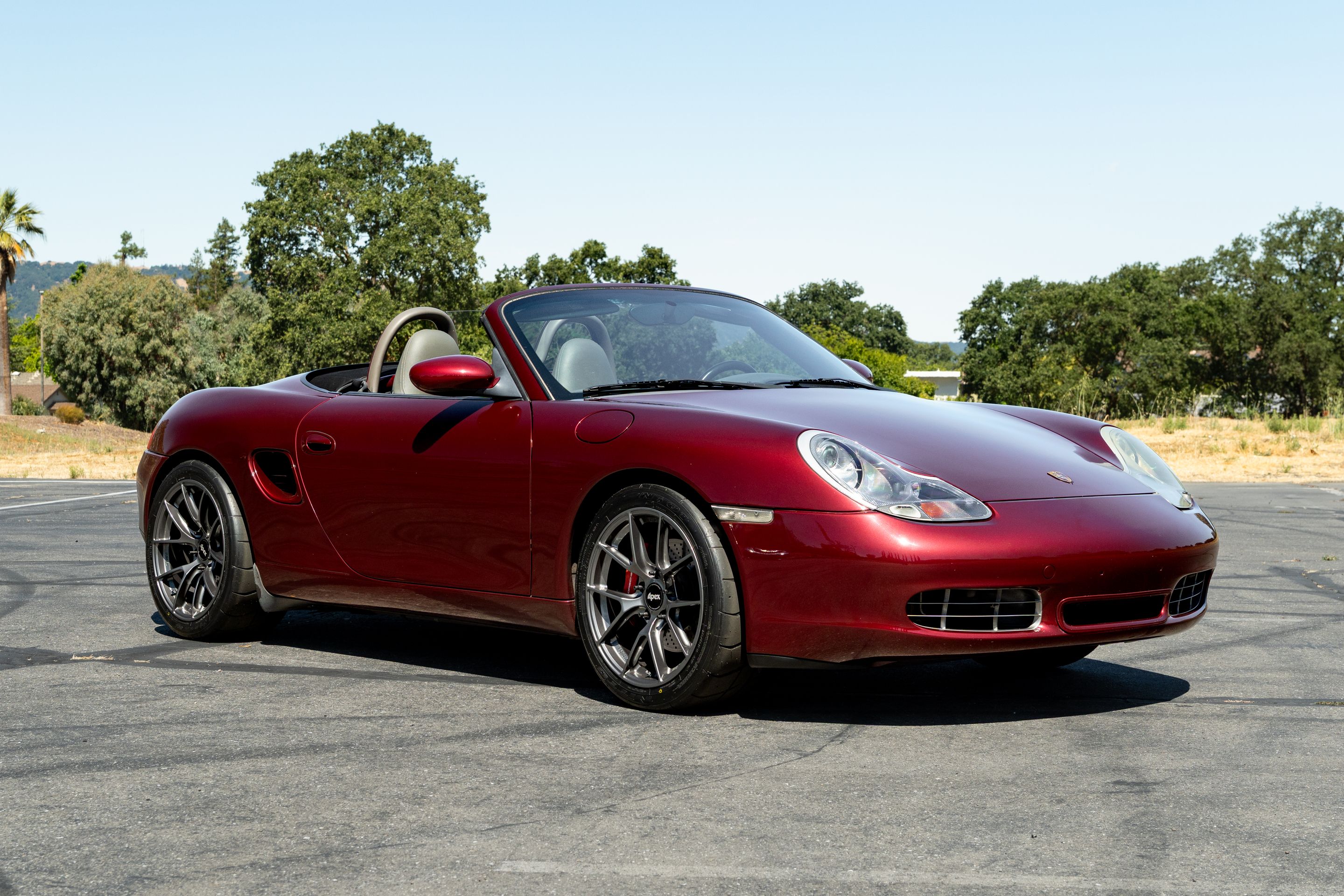 Red Porsche 986 Boxster with 18" VS-5RS Apex wheels in Anthracite