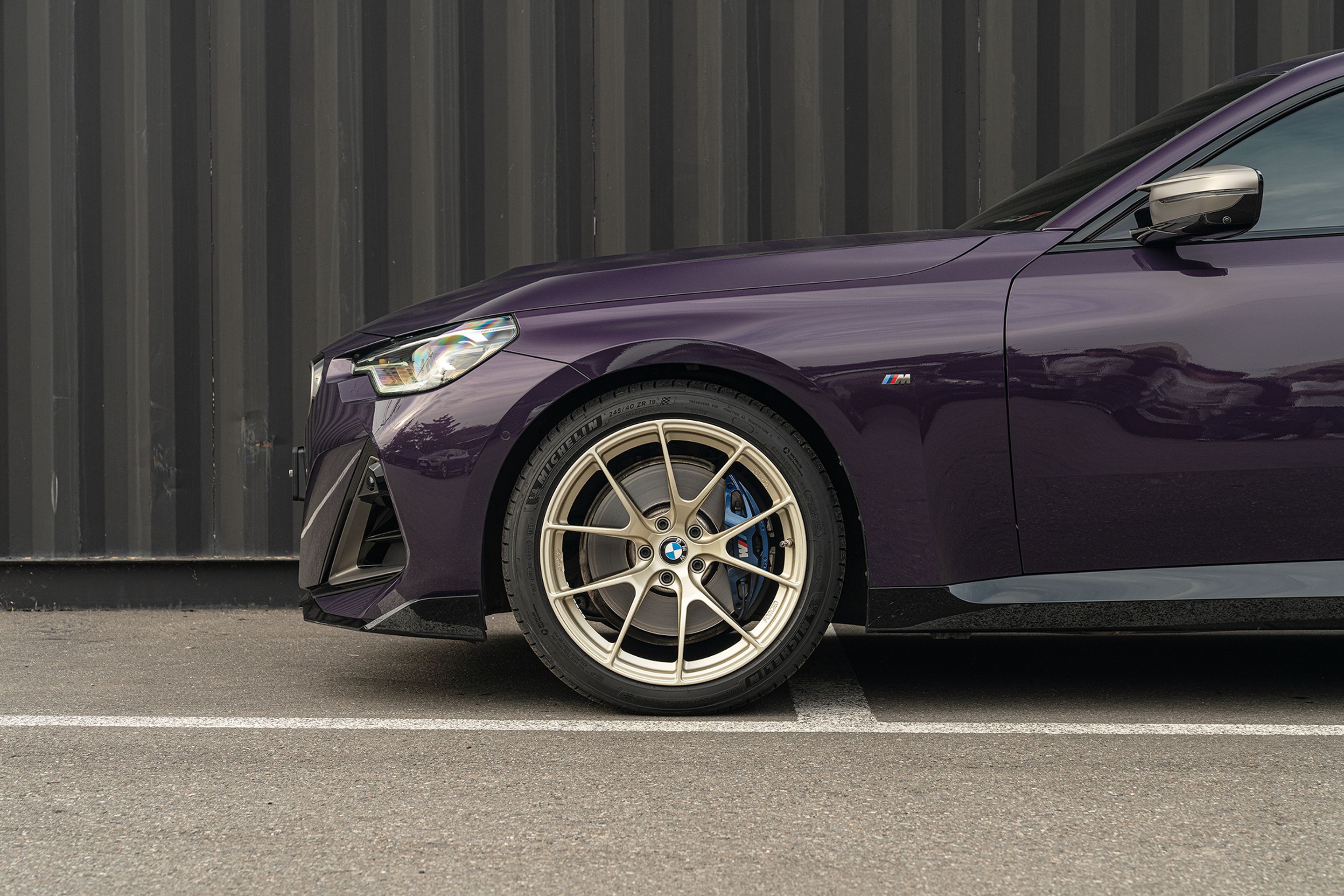 Purple BMW G42 2 Series with 19" VS-5RS Apex wheels in Motorsport Gold
