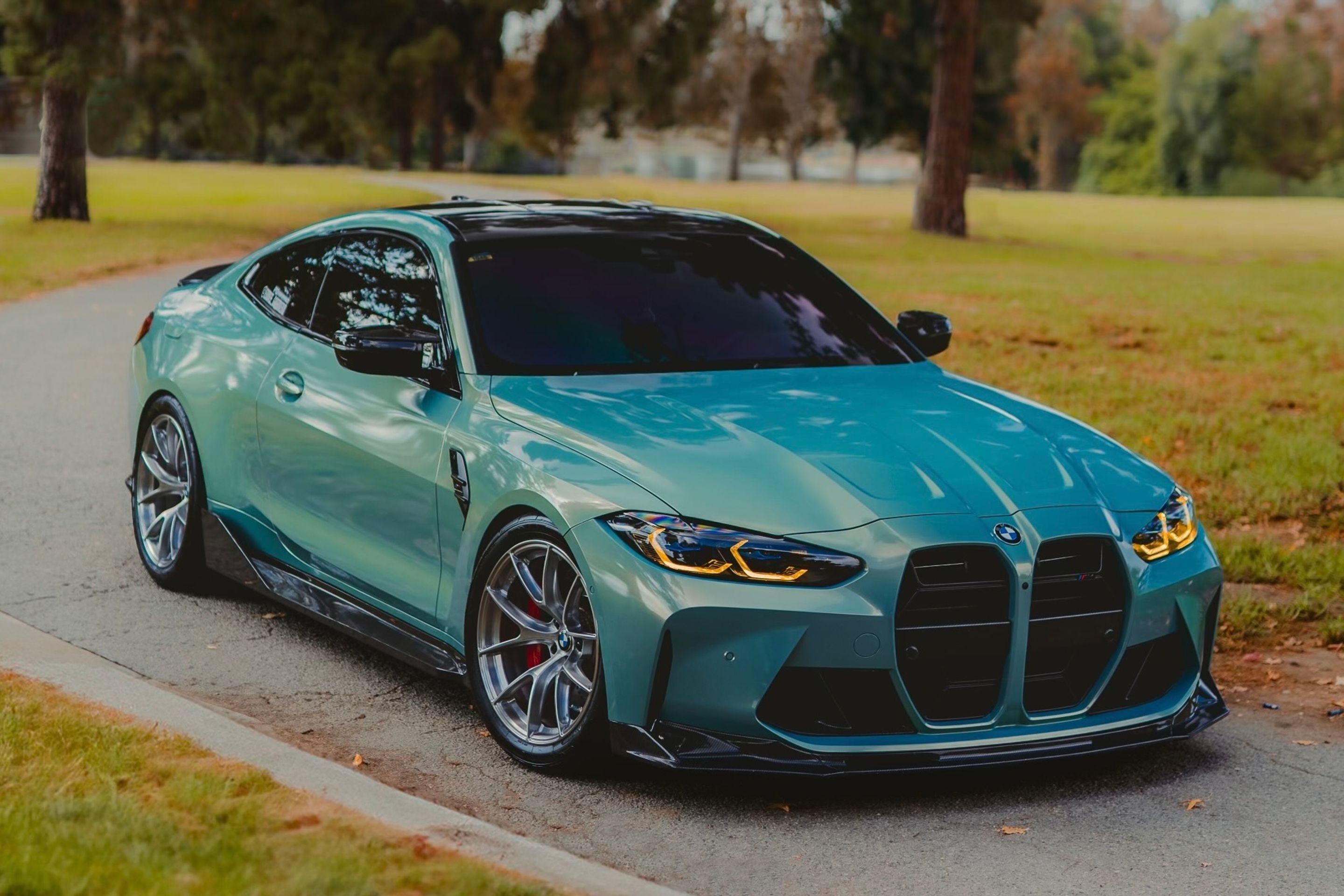 Green BMW G82 Coupe M4 with 19" VS-5RS Apex wheels in Brushed Clear