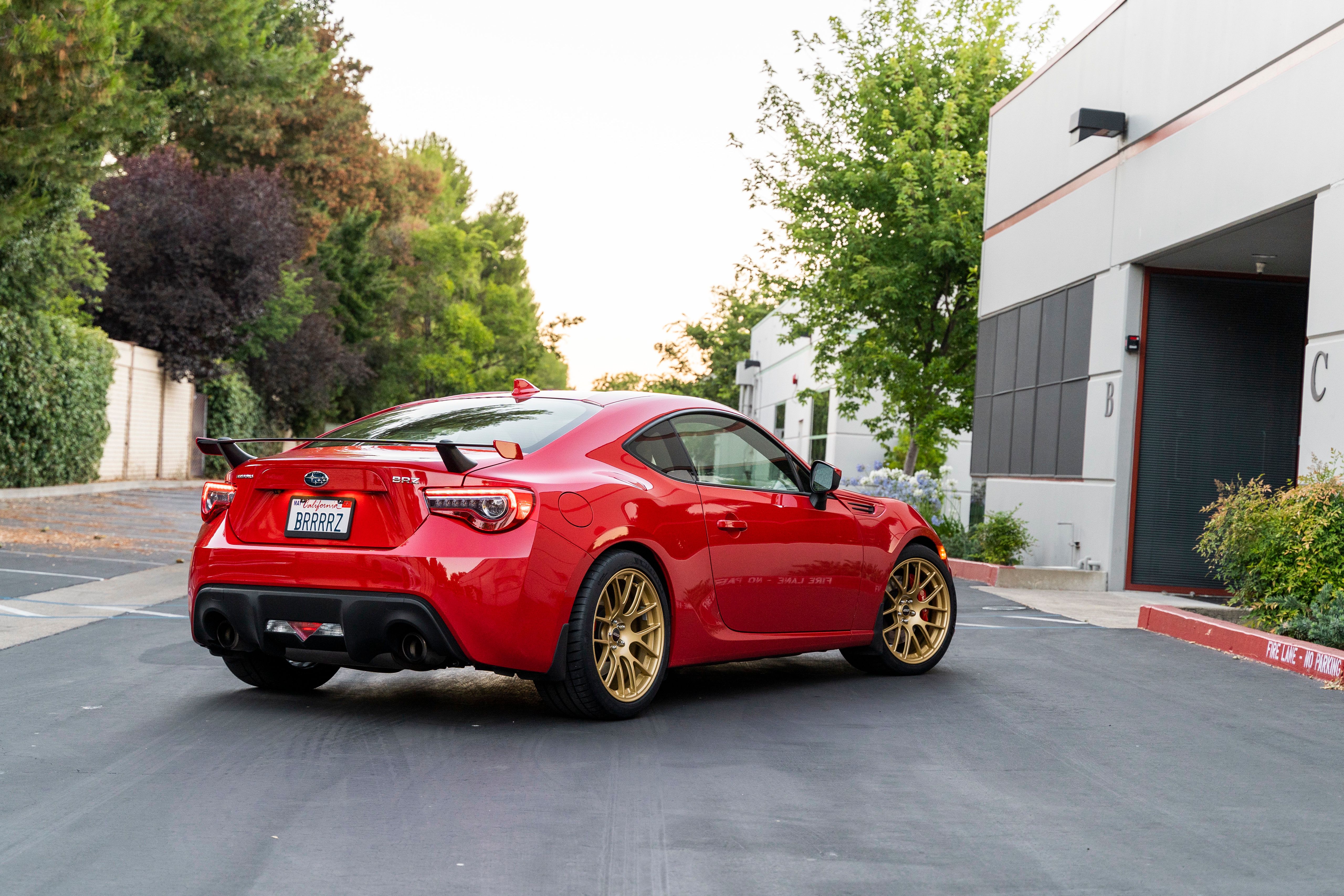 Aero Subaru　GOLD希少カラー Subaru ZC6 / Gen 1 BRZ with 18