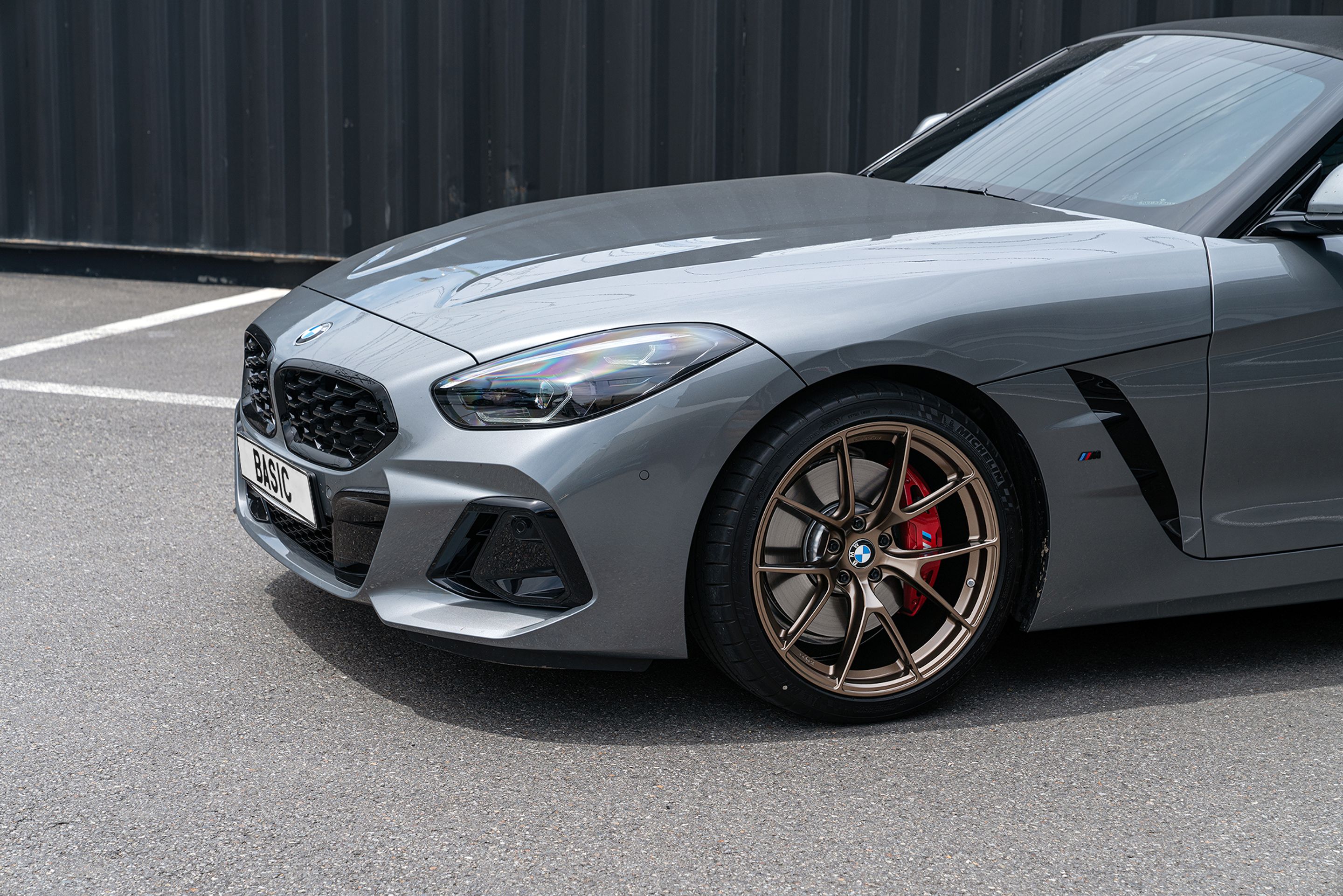 Grey BMW G29 Z4 with 19" VS-5RS Apex wheels in Satin Bronze