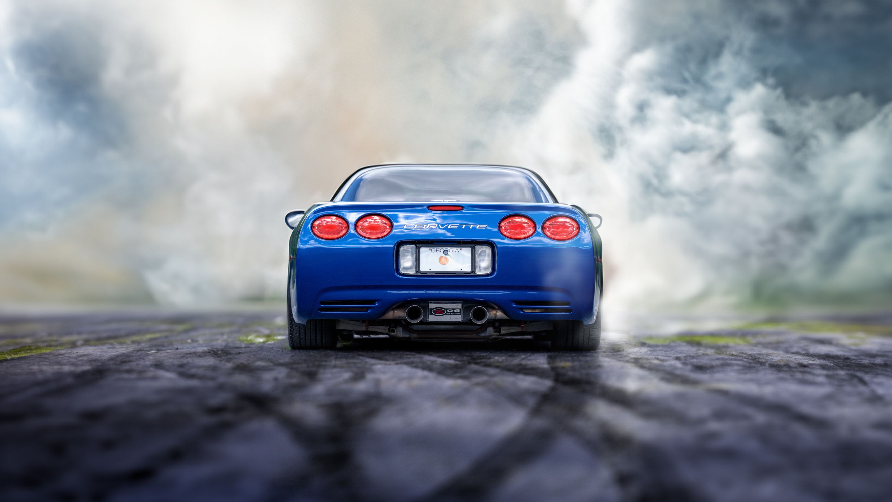Blue Chevrolet C5 Corvette Z06 with 18" EC-7 Apex wheels in Anthracite