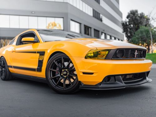 Yellow Ford Mustang - SM-10 in Anthracite