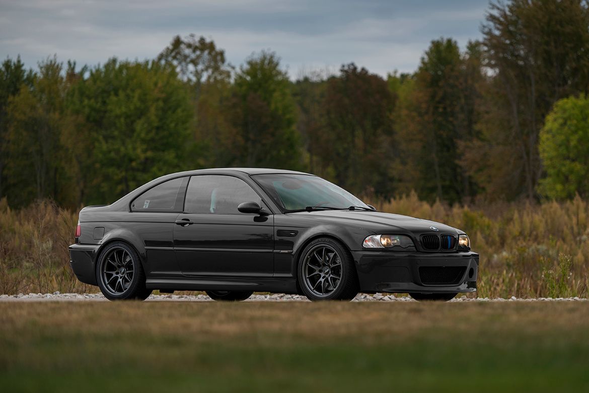 Black BMW E46 M3 with 18" FL-5 Apex wheels in Anthracite