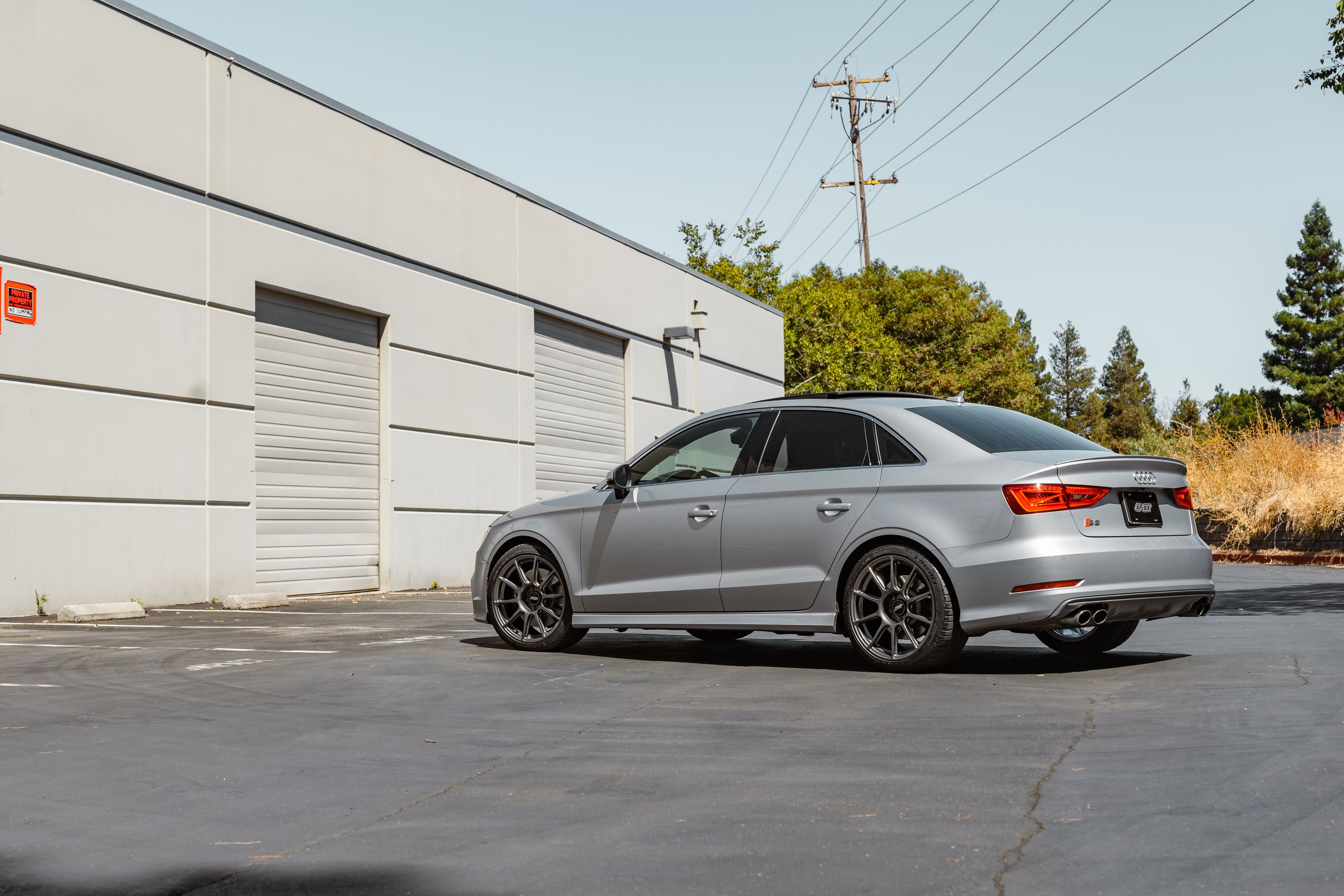 Silver Audi 8V S3 with 18" SM-10 Apex wheels in Anthracite