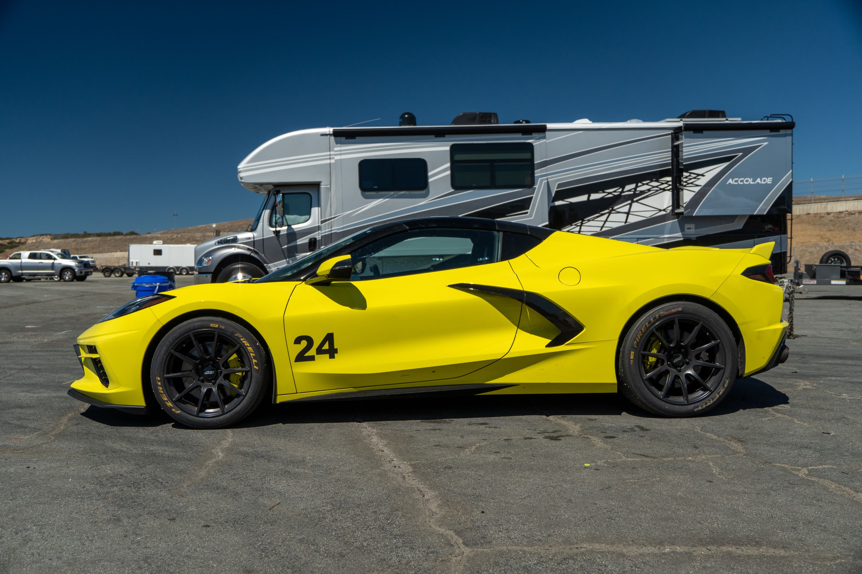 Yellow Chevrolet C8 Corvette Stingray/Z51 with 18"/19" SM-10 Apex wheels in Satin Black