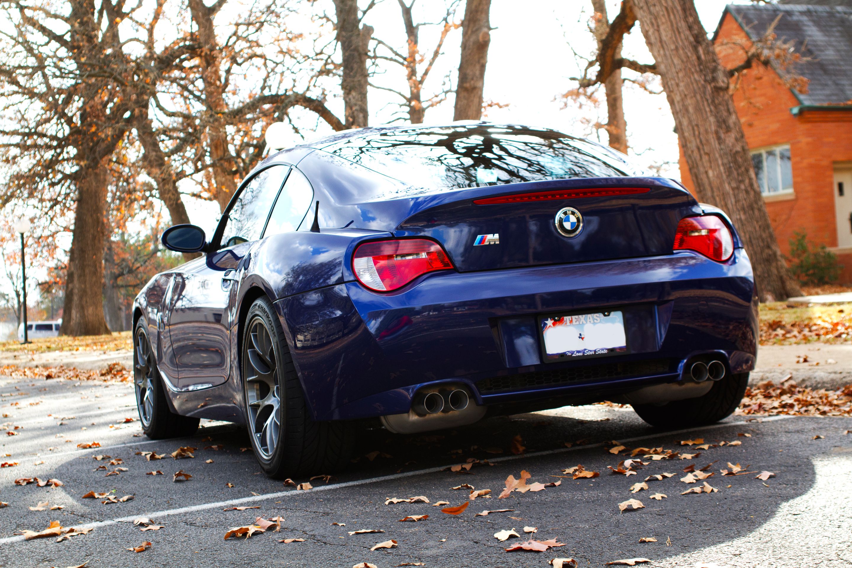 Blue BMW E85 Roadster Z4 M with 18" EC-7 Apex wheels in Anthracite