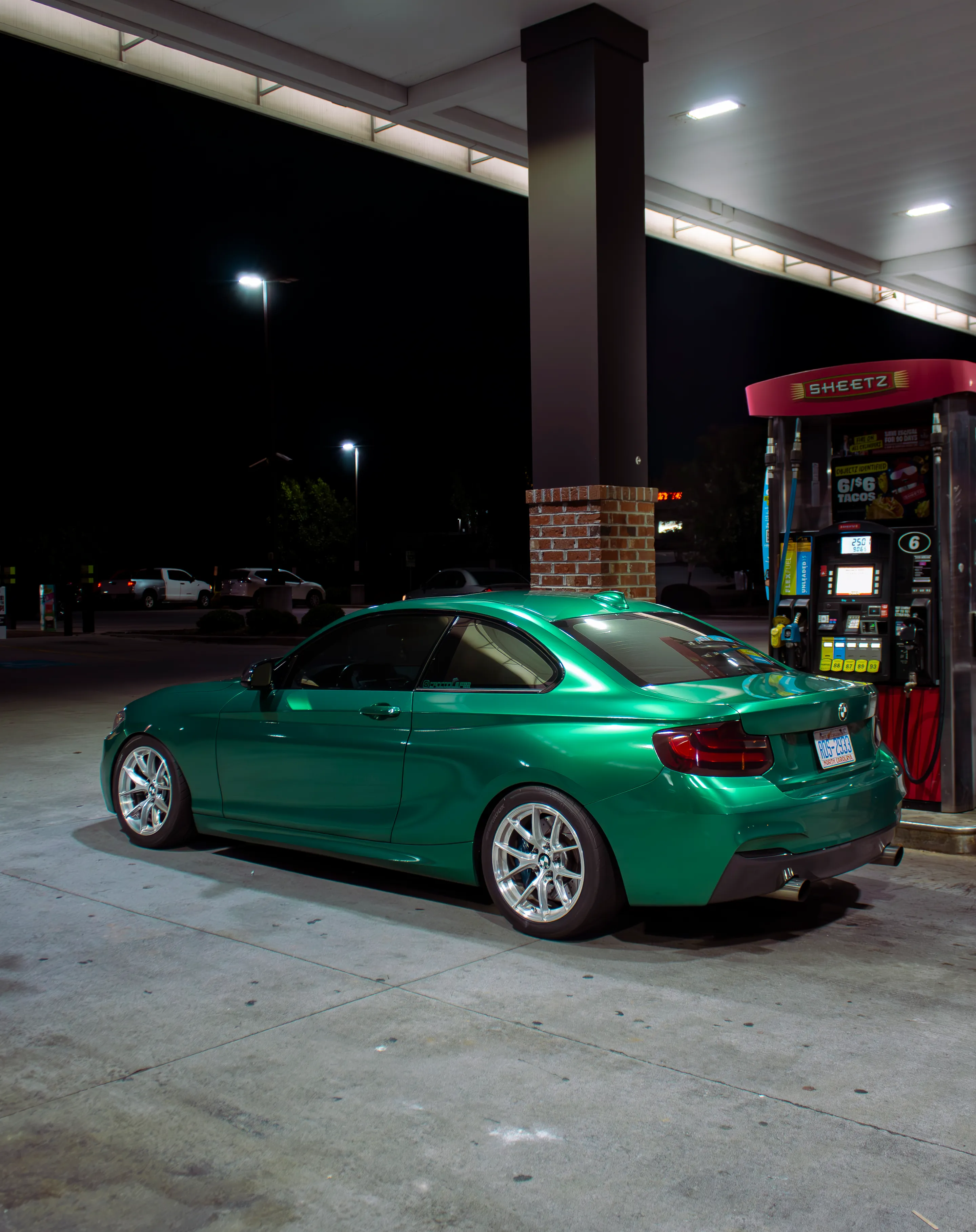 Green BMW F22 Coupe 2 Series with 17" VS-5RS Apex wheels in Brushed Clear