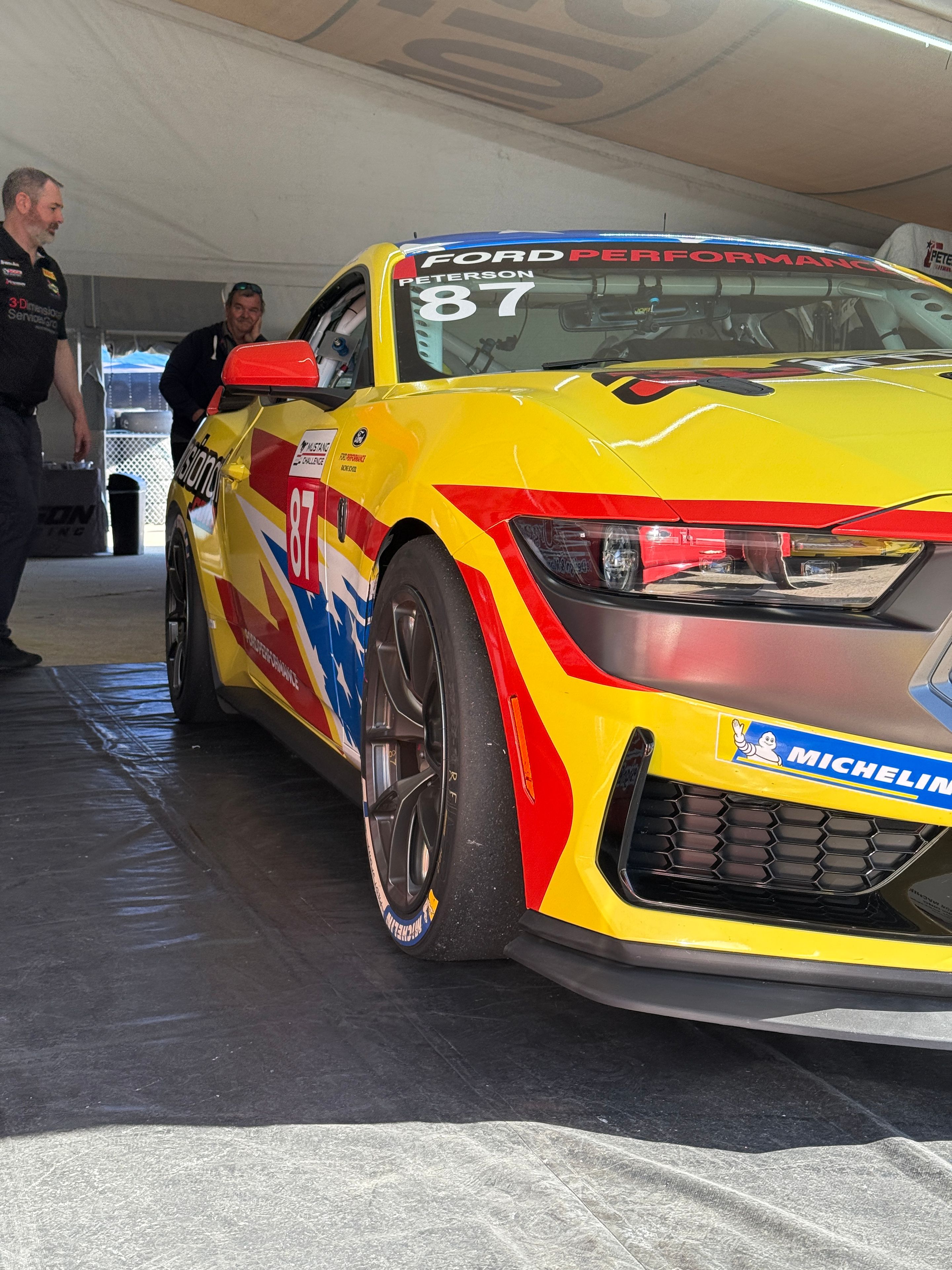 Yellow Ford Performance Mustang Dark Horse R with 18" VS-5RE Apex wheels in Anthracite