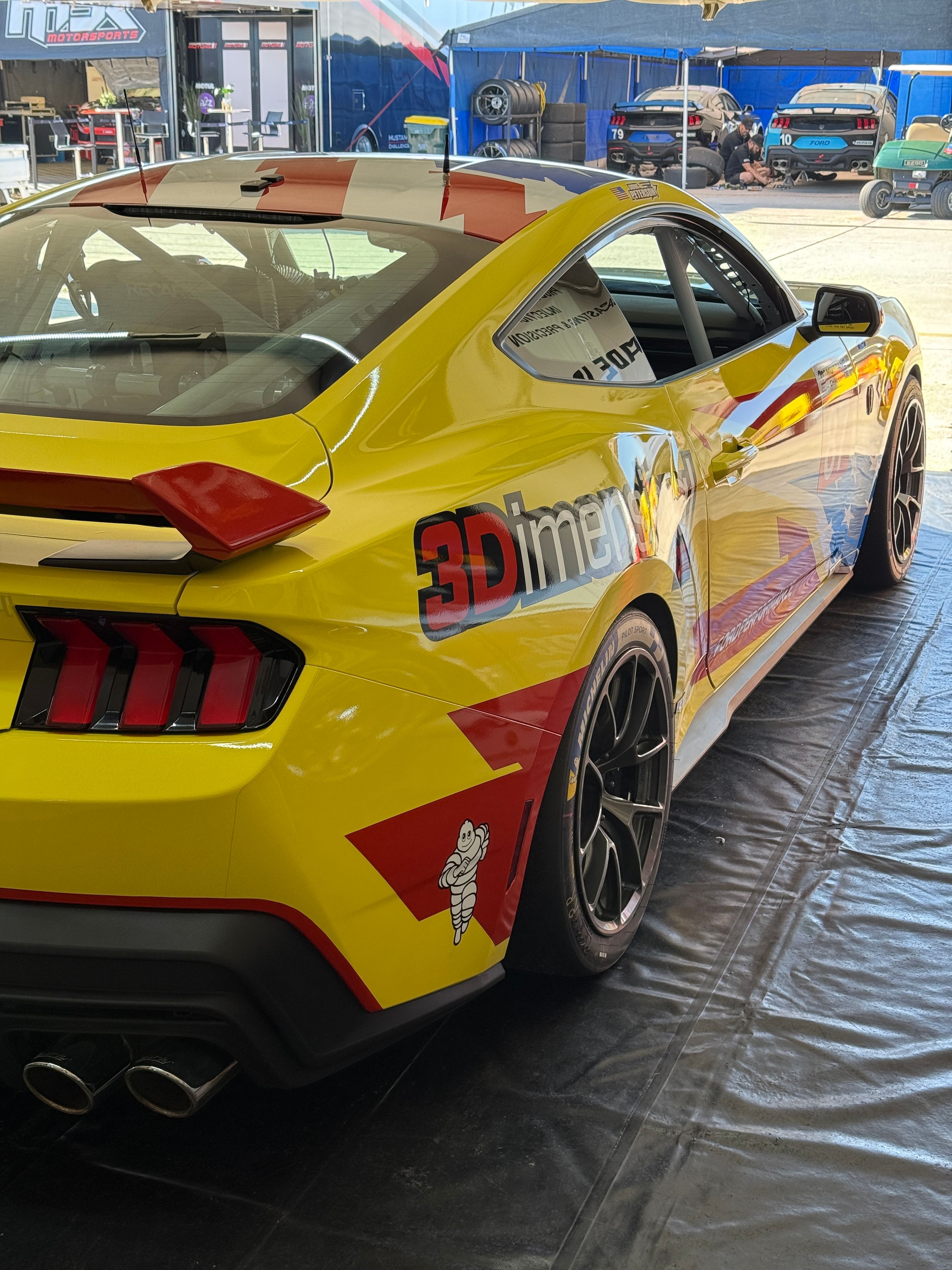 Yellow Ford Performance Mustang Dark Horse R with 18" VS-5RE Apex wheels in Anthracite