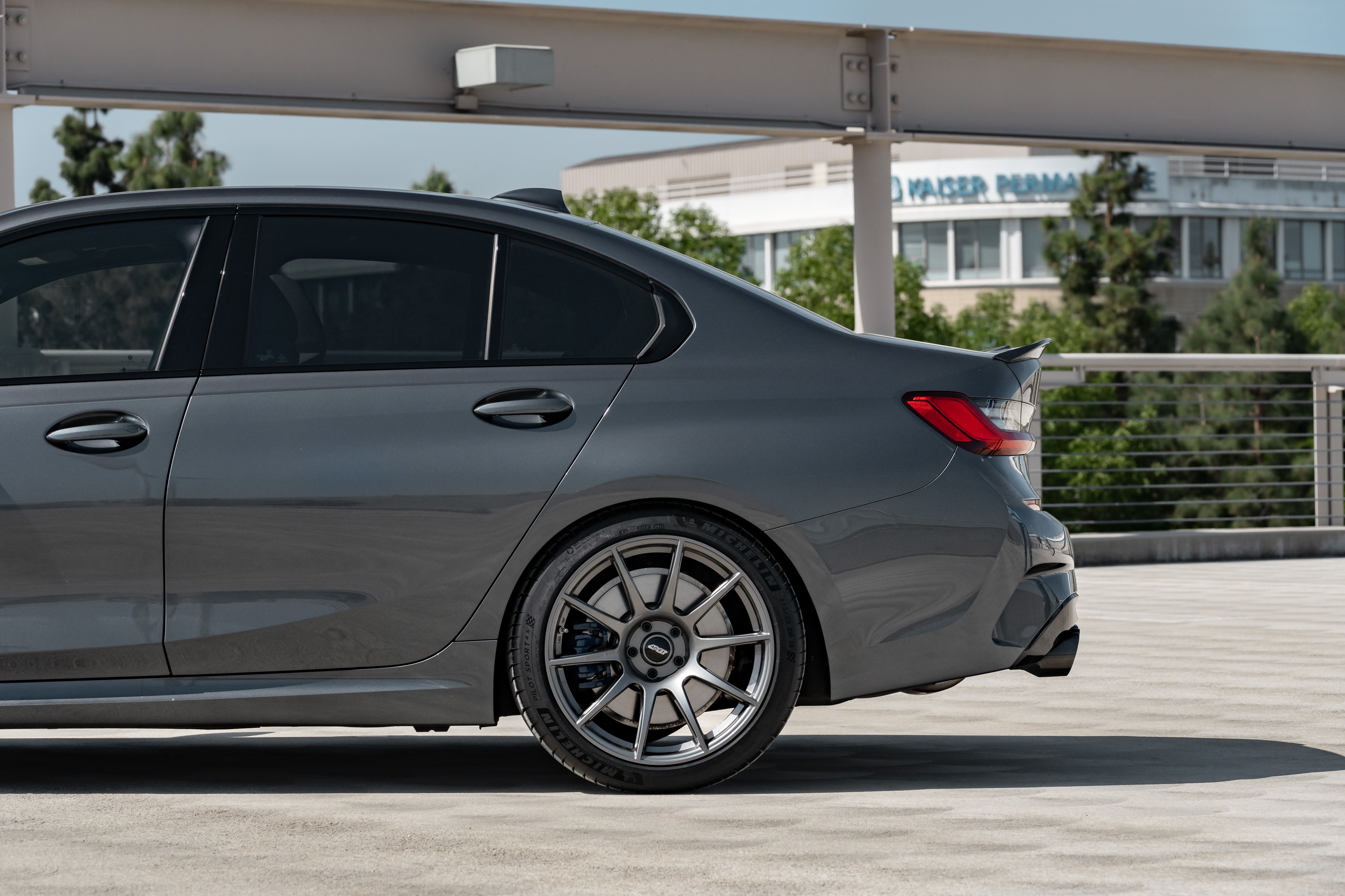 BMW G20 Sedan 3 Series with 19