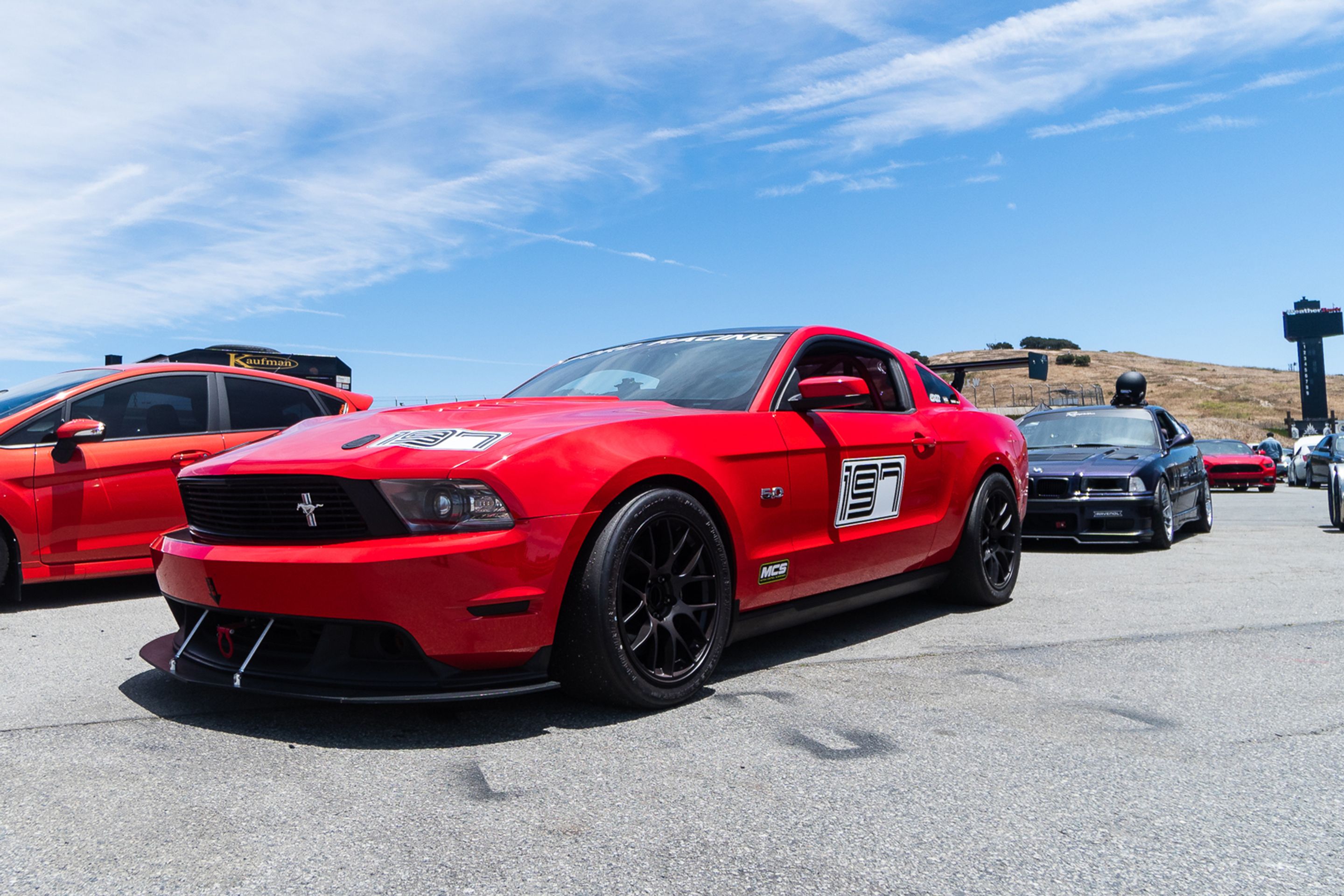 White Porsche 911 996 GT2 with 20" FL-5 Apex wheels in Brushed Clear