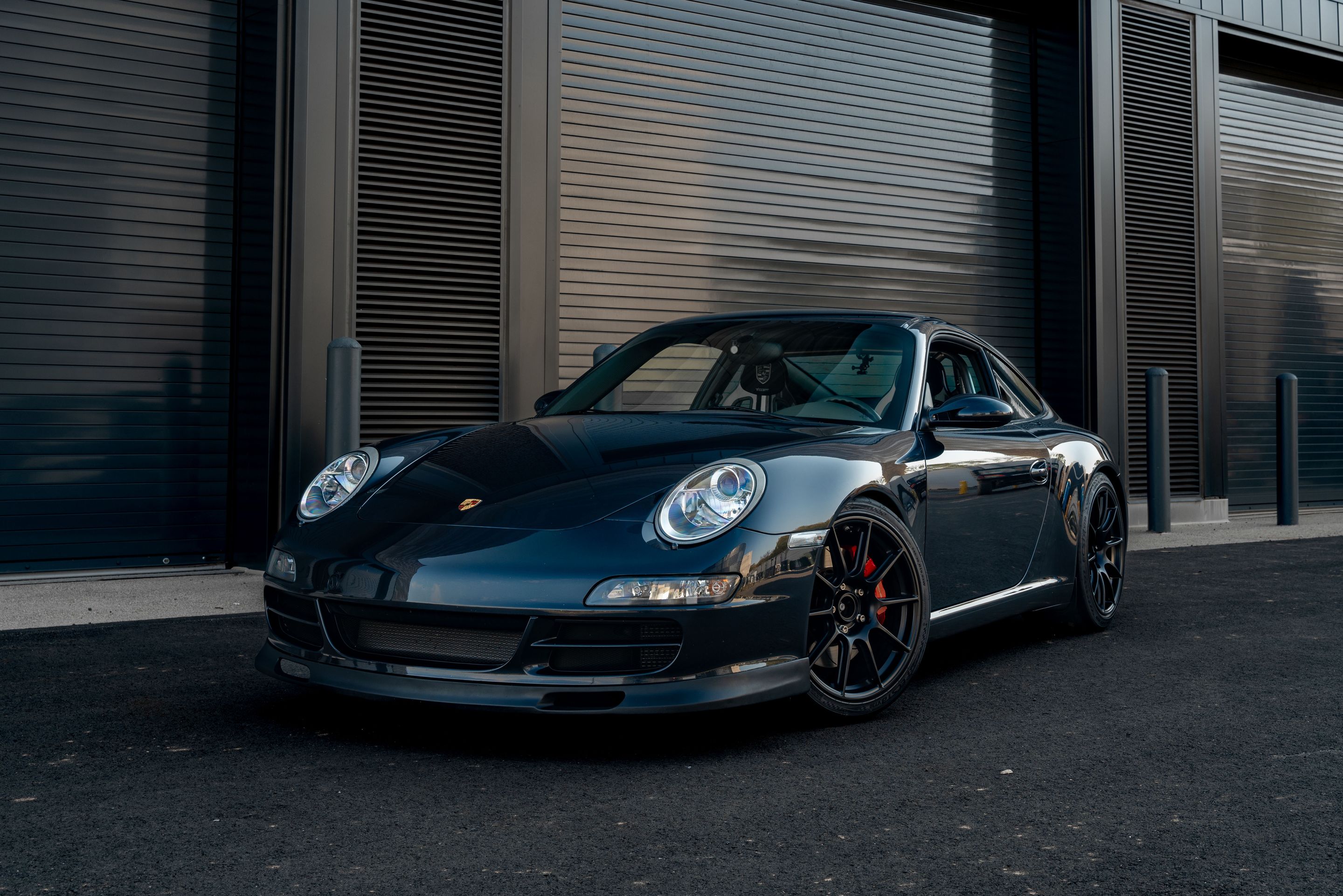 Grey Porsche 911 997 Carrera S with 19" SM-10 Apex wheels in Satin Black