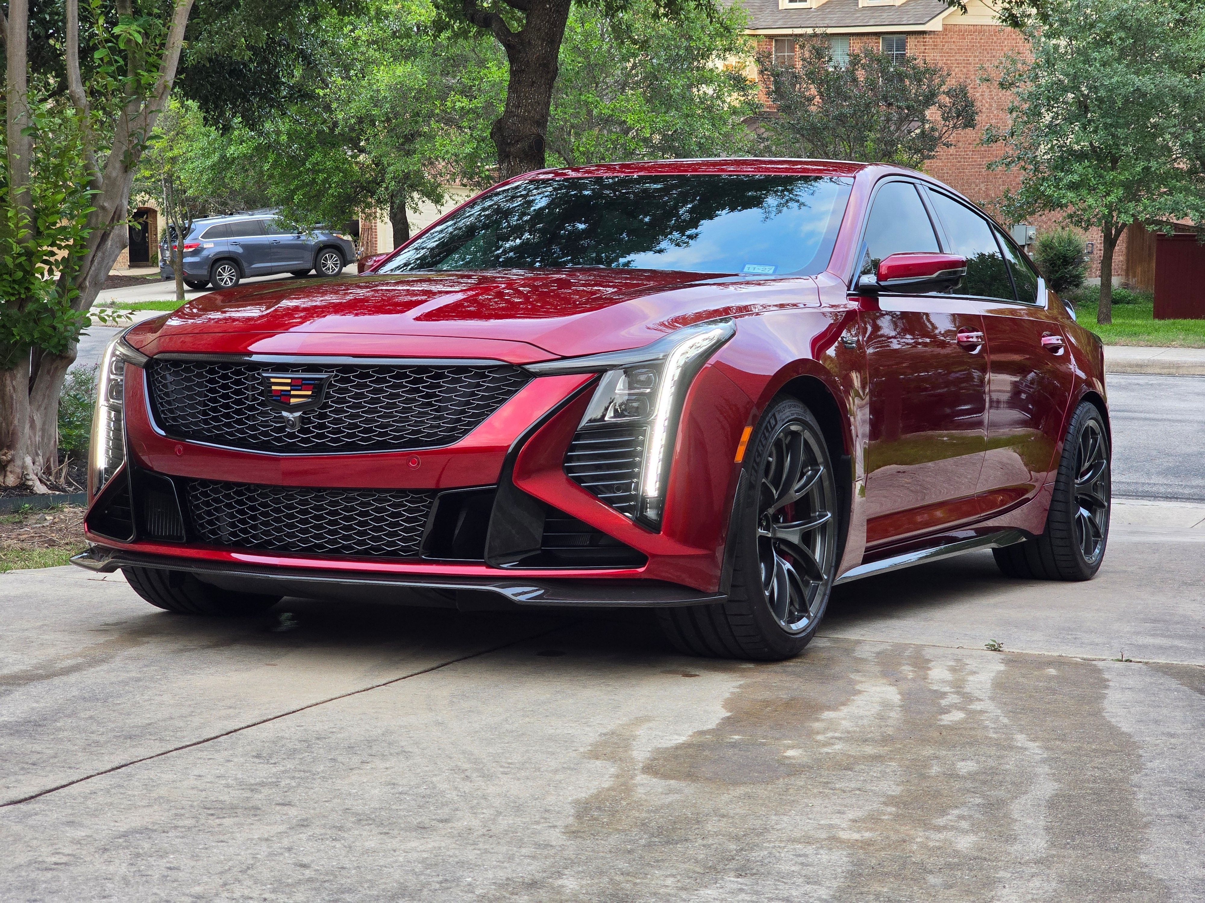 Red Cadillac CT5-V Blackwing - VS-5RE in Anthracite