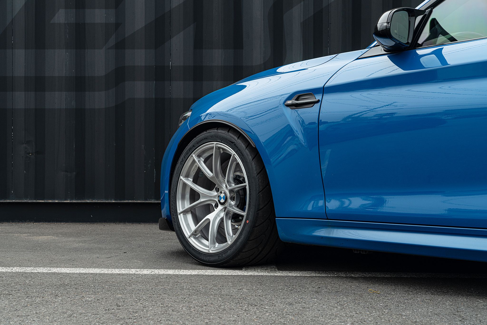 Blue BMW F87 M2 with 18" VS-5RS Apex wheels in Brushed Clear