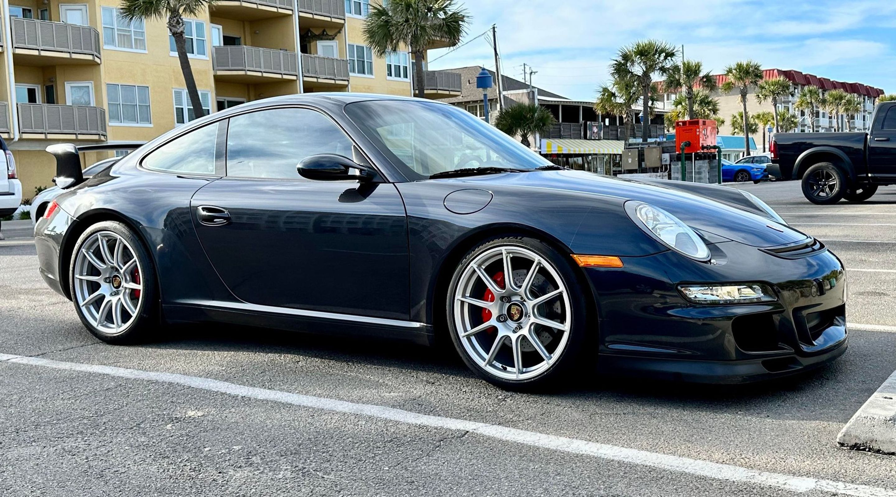 Black Porsche 911 997 Carrera S with 19" SM-10 Apex wheels in Race Silver