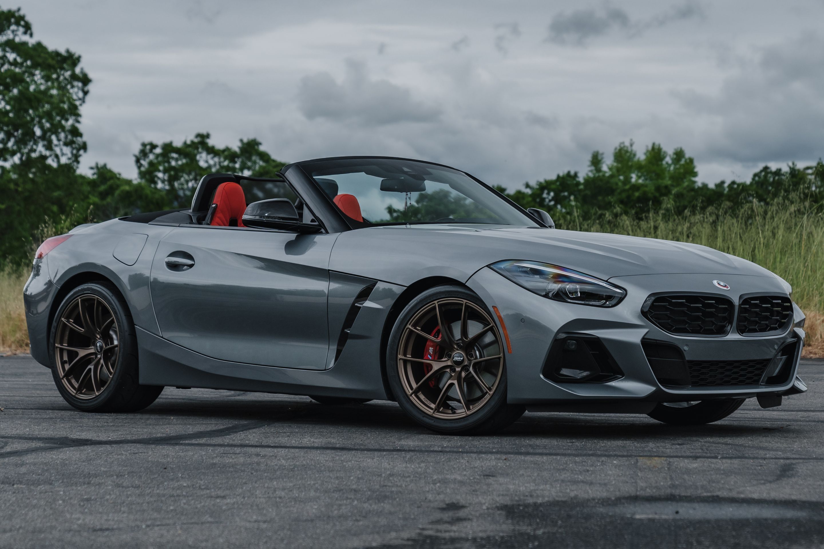 Grey BMW G29 Z4 with 19" VS-5RS Apex wheels in Satin Bronze