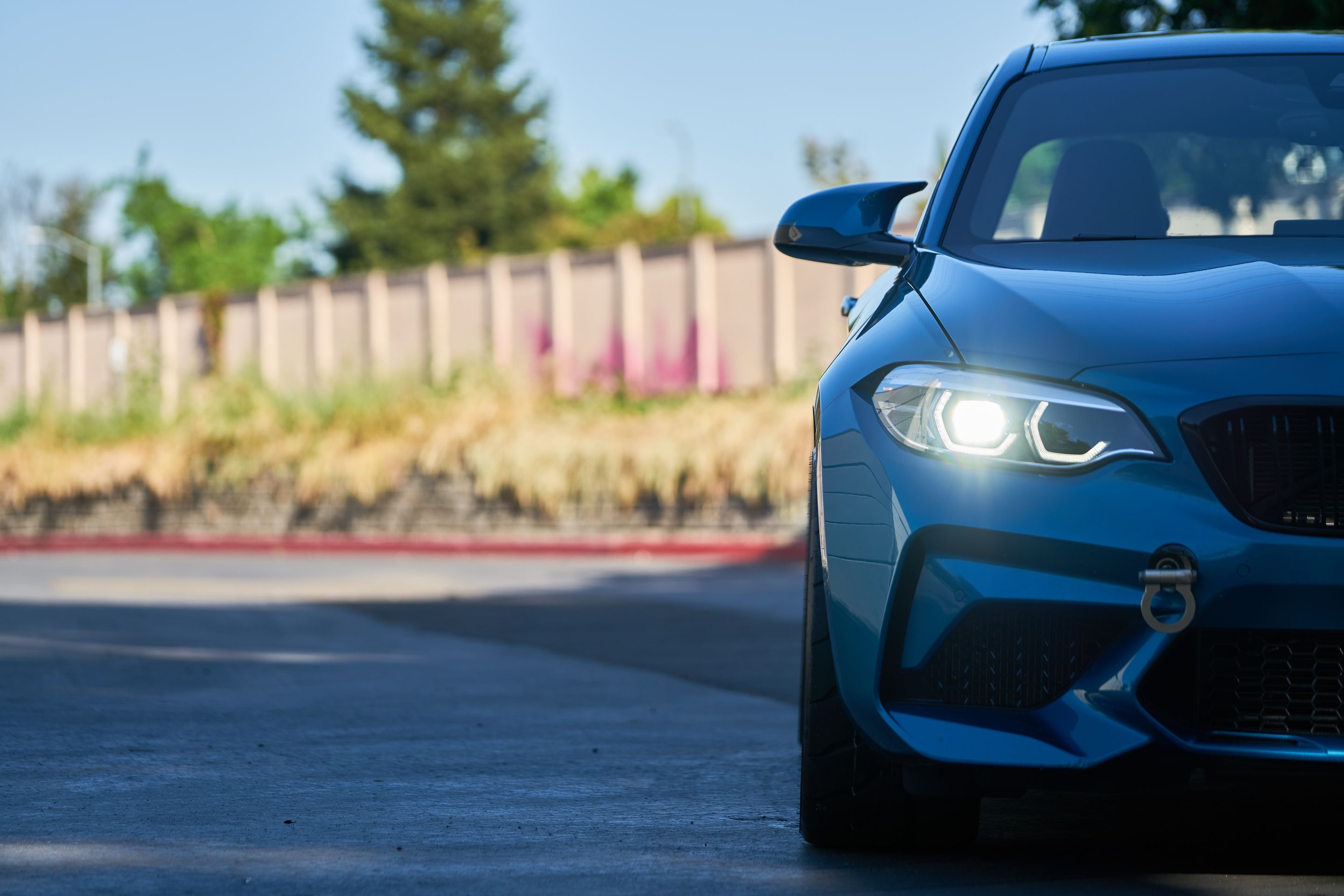 Blue BMW F87 M2 with 19" EC-7 Apex wheels in Race Silver