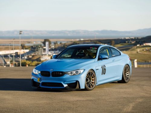 Blue BMW M4 - SM-10 in Anthracite
