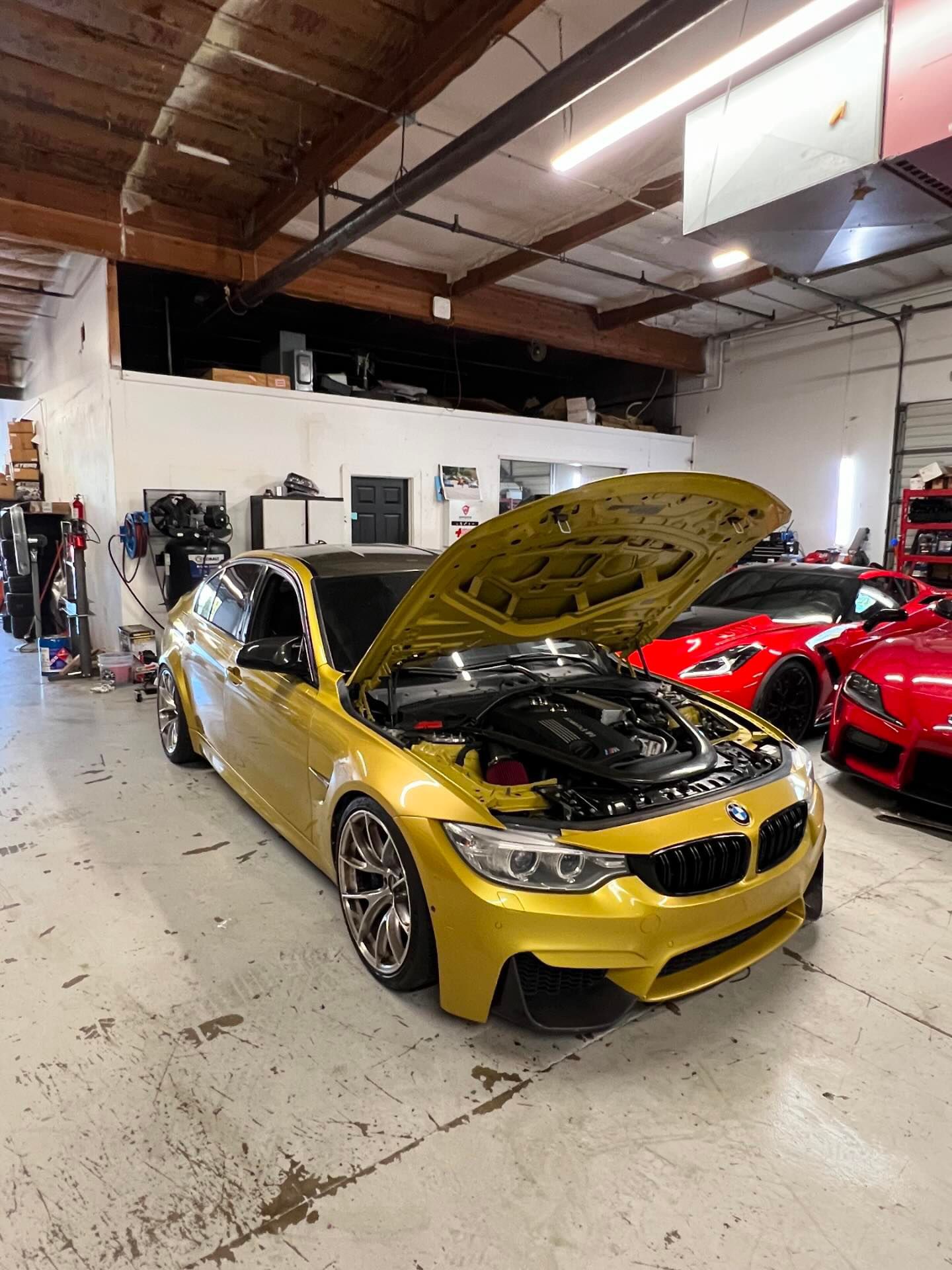 Yellow BMW F80 M3 with 20" VS-5RS Apex wheels in Brushed Clear