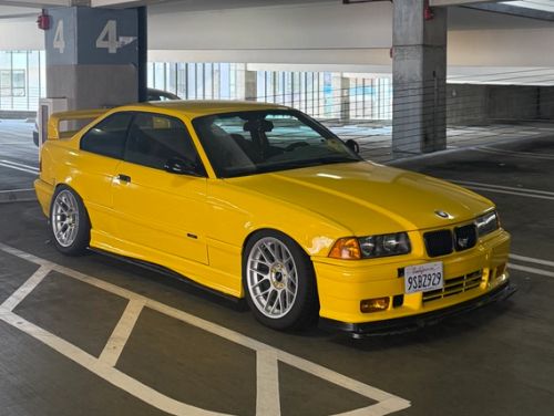 Yellow BMW M3 - ARC-8 in Race Silver