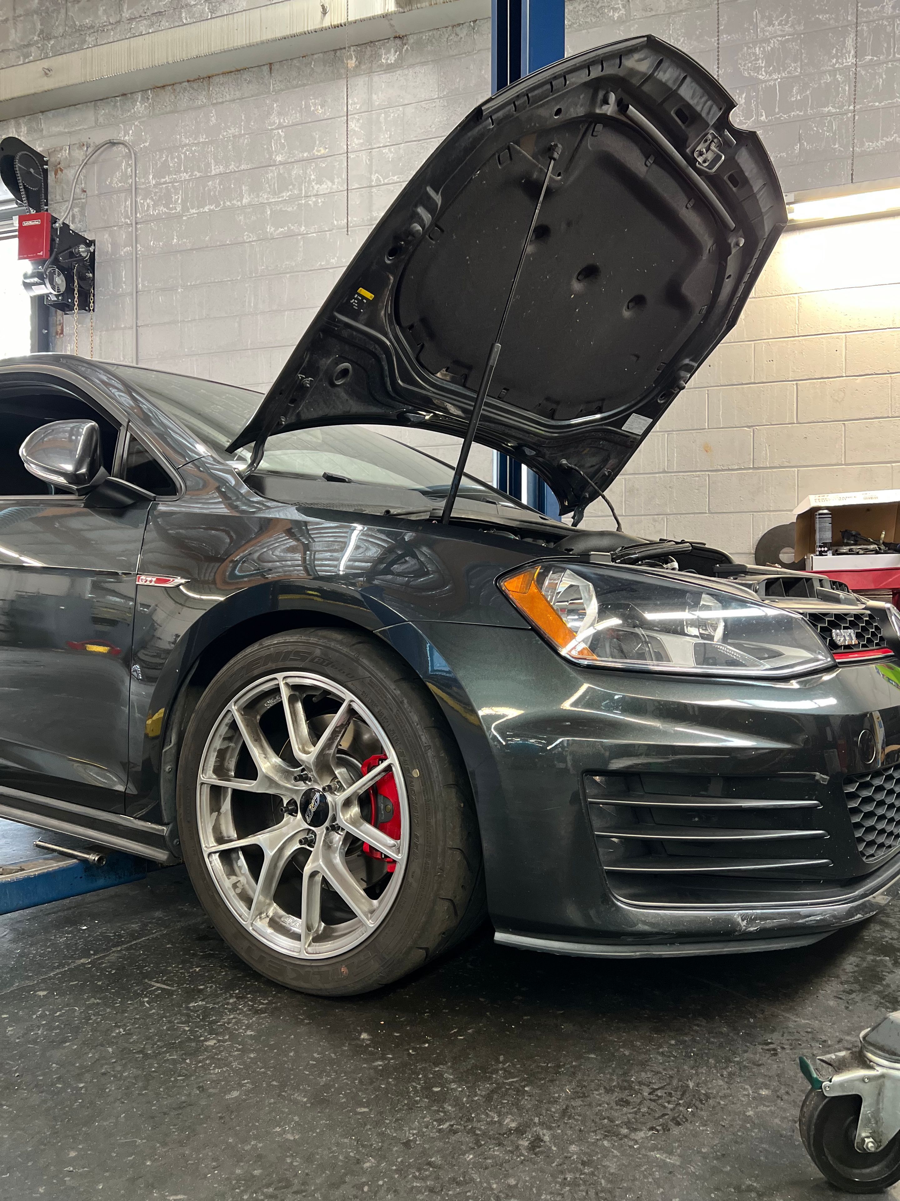 Grey VW MK7 GTI with 17" VS-5RS Apex wheels in Brushed Clear