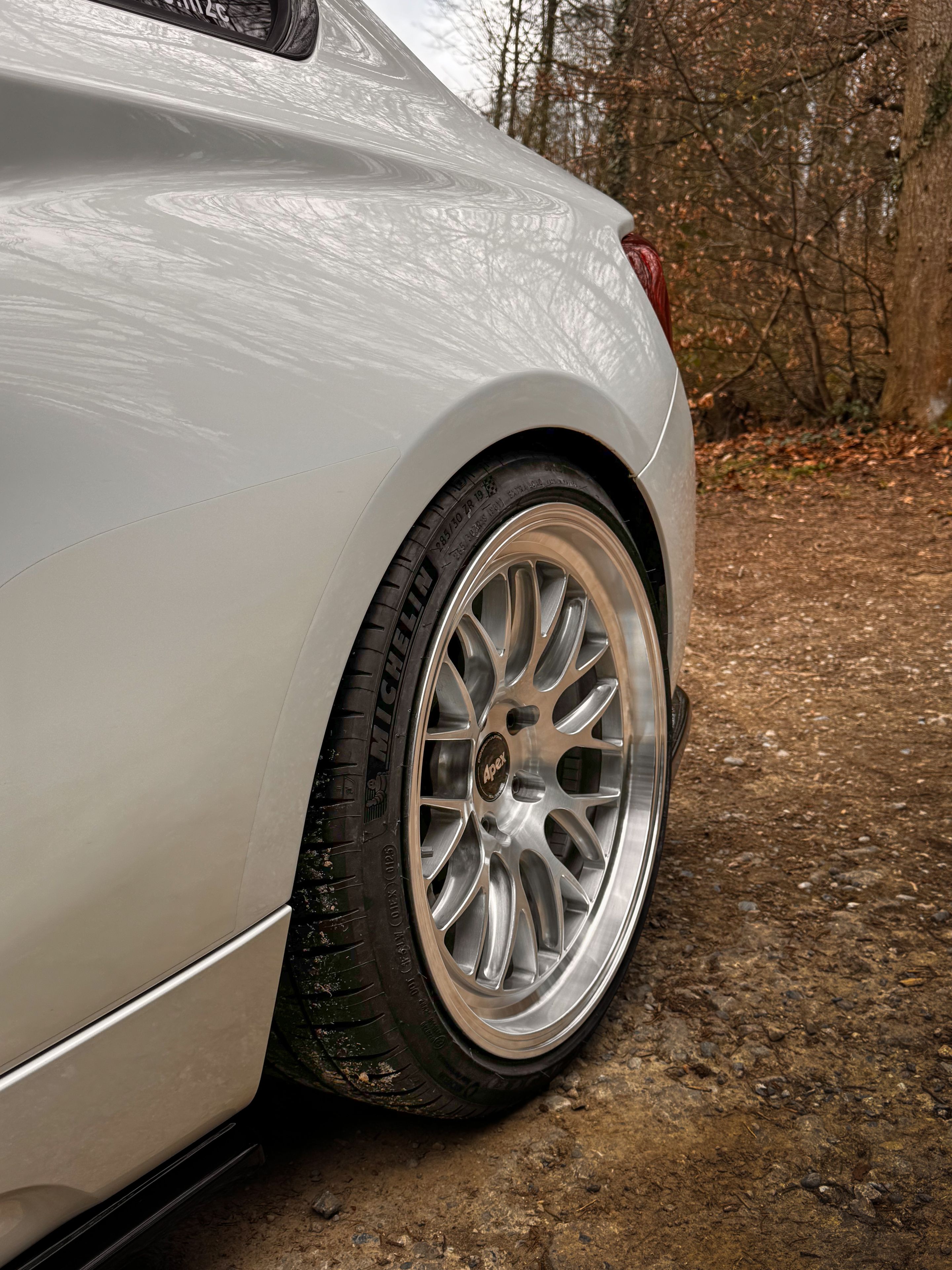 White BMW F87 M2 with 19" ML-10RT Apex wheels in Machined Lip Brushed Clear