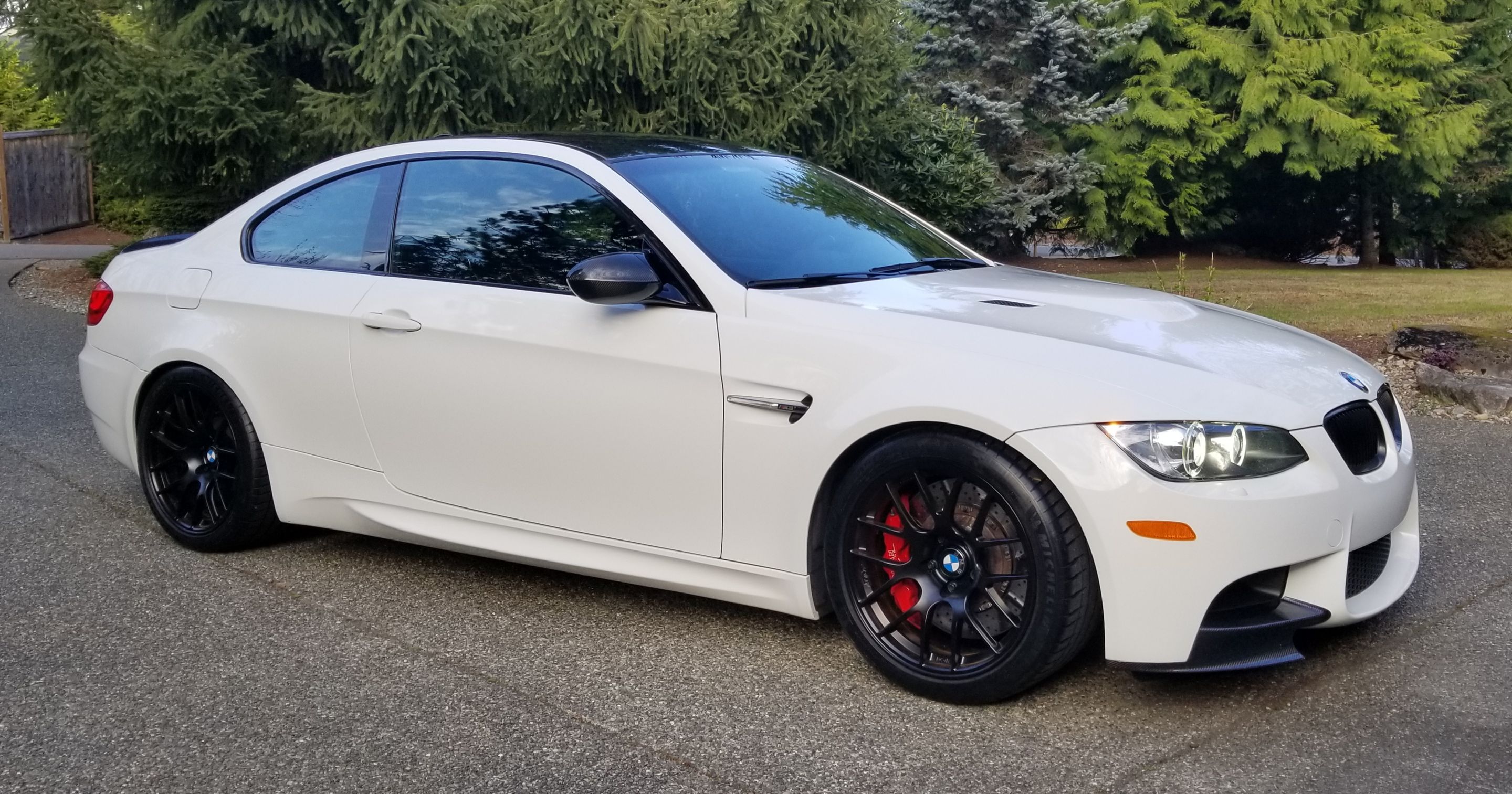 White BMW E92 Coupe M3 with 18" EC-7R Apex wheels in Satin Black